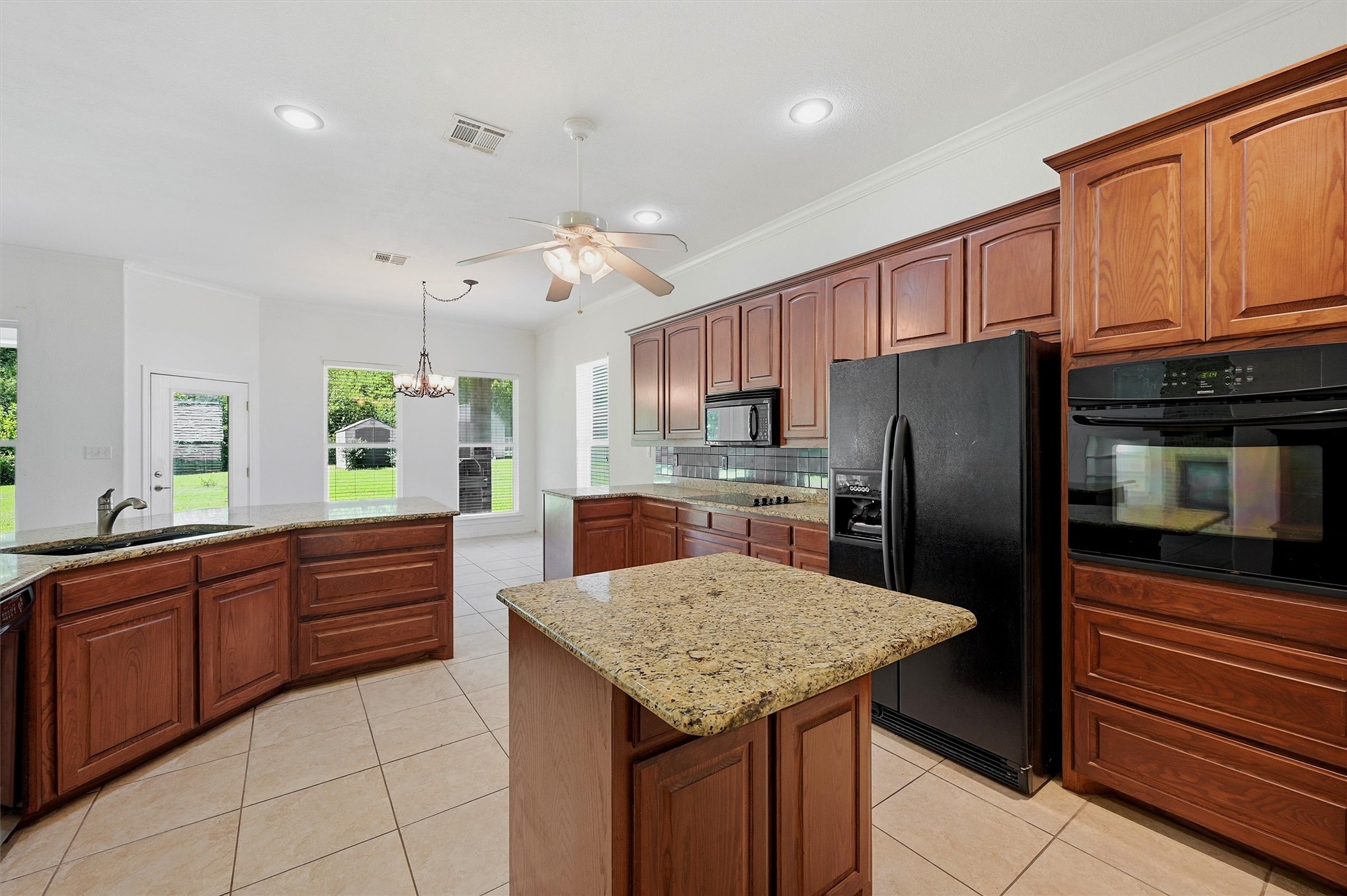 3201 Greenbriar Property Photo 20
