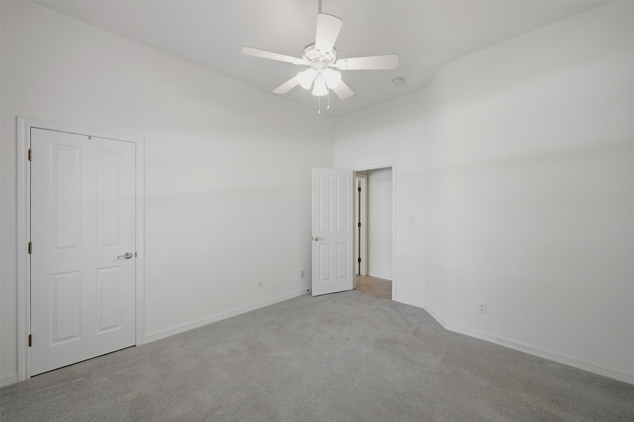 3201 Greenbriar Property Photo 28