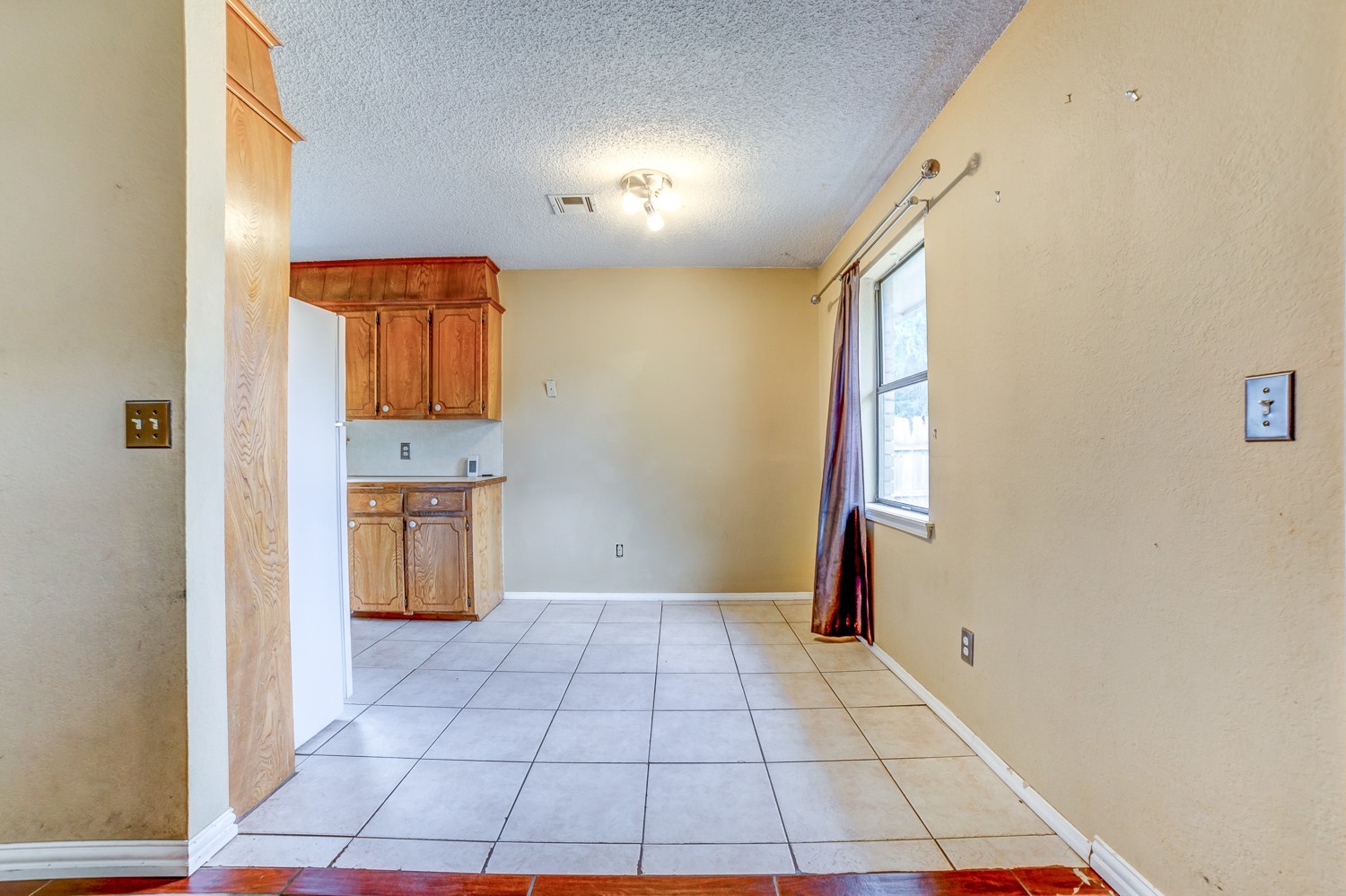 200 W Delmar Street Property Photo 9