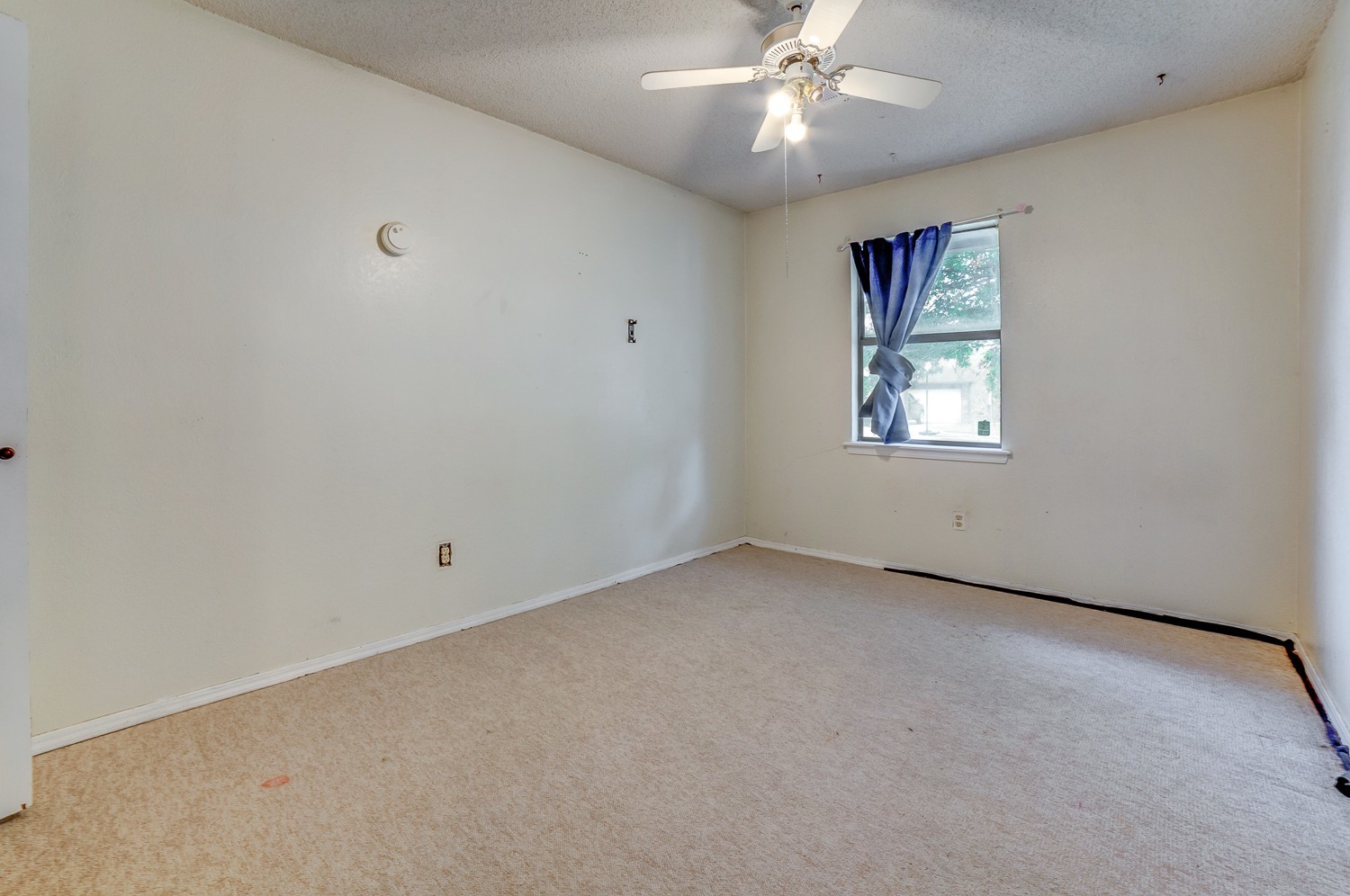 200 W Delmar Street Property Photo 16