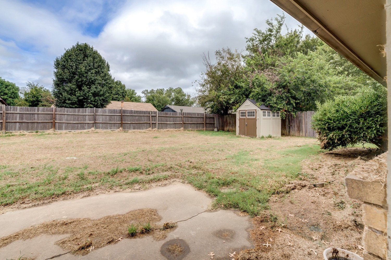 200 W Delmar Street Property Photo 21