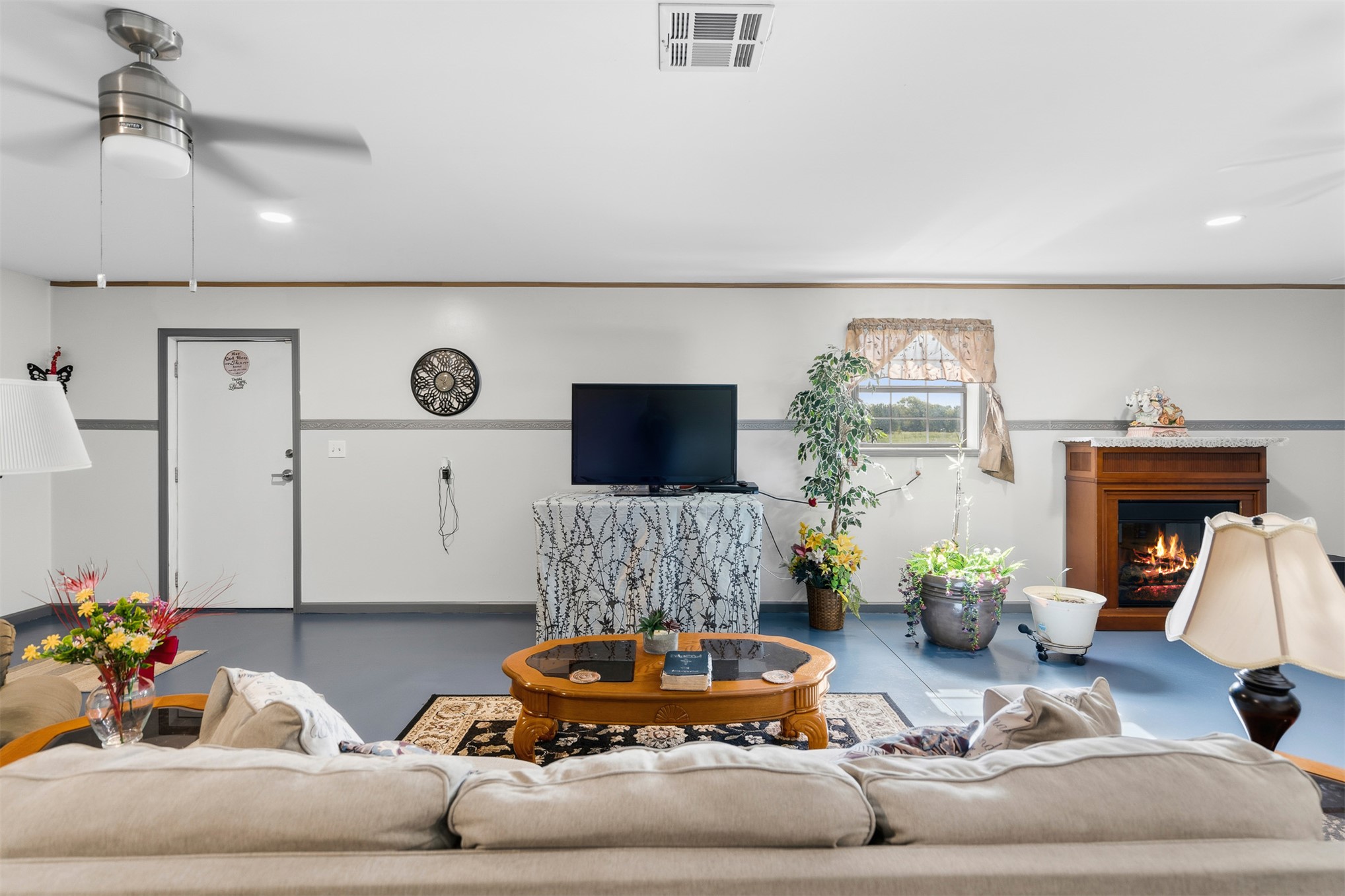 5 Hill Place Property Photo 6