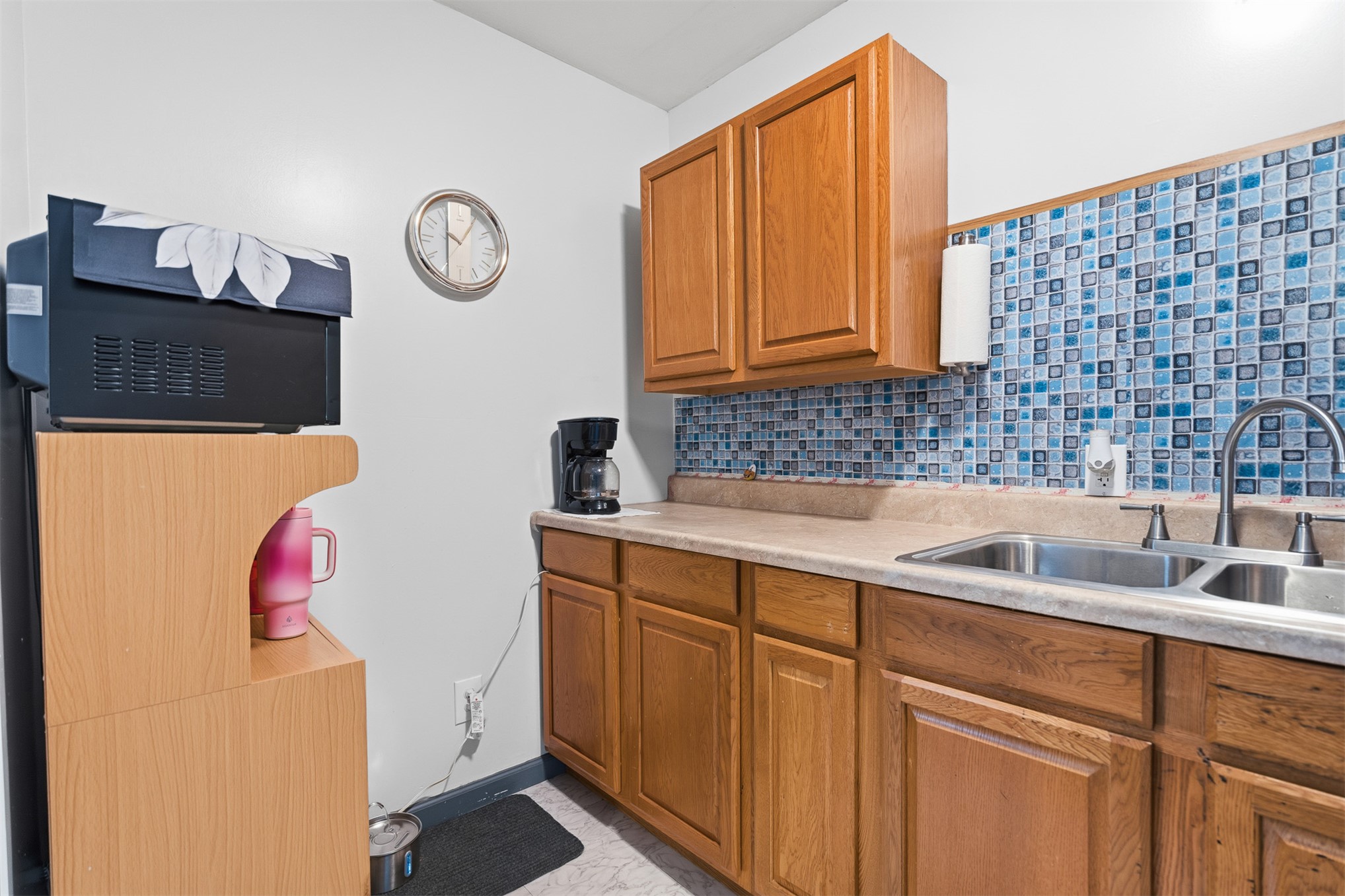 5 Hill Place Property Photo 12