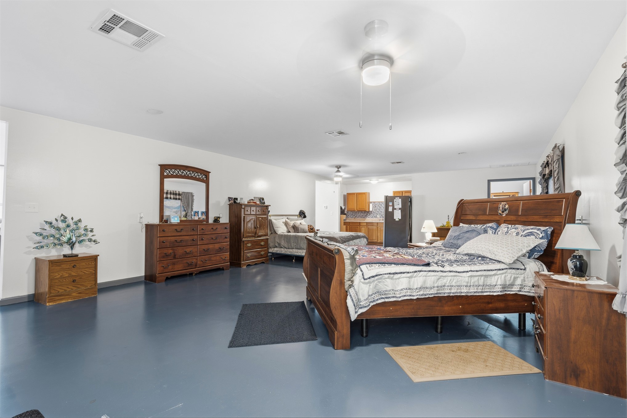 5 Hill Place Property Photo 16