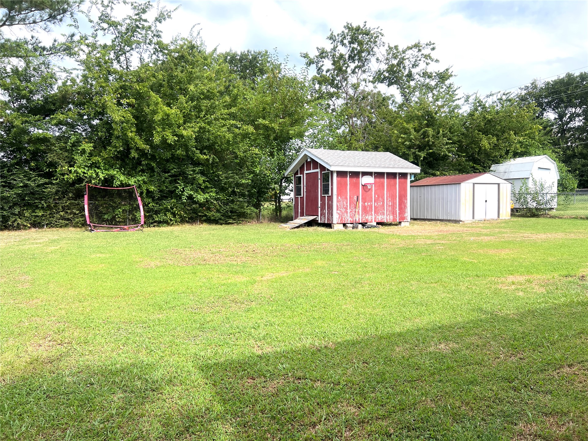 1101 N B Property Photo 4
