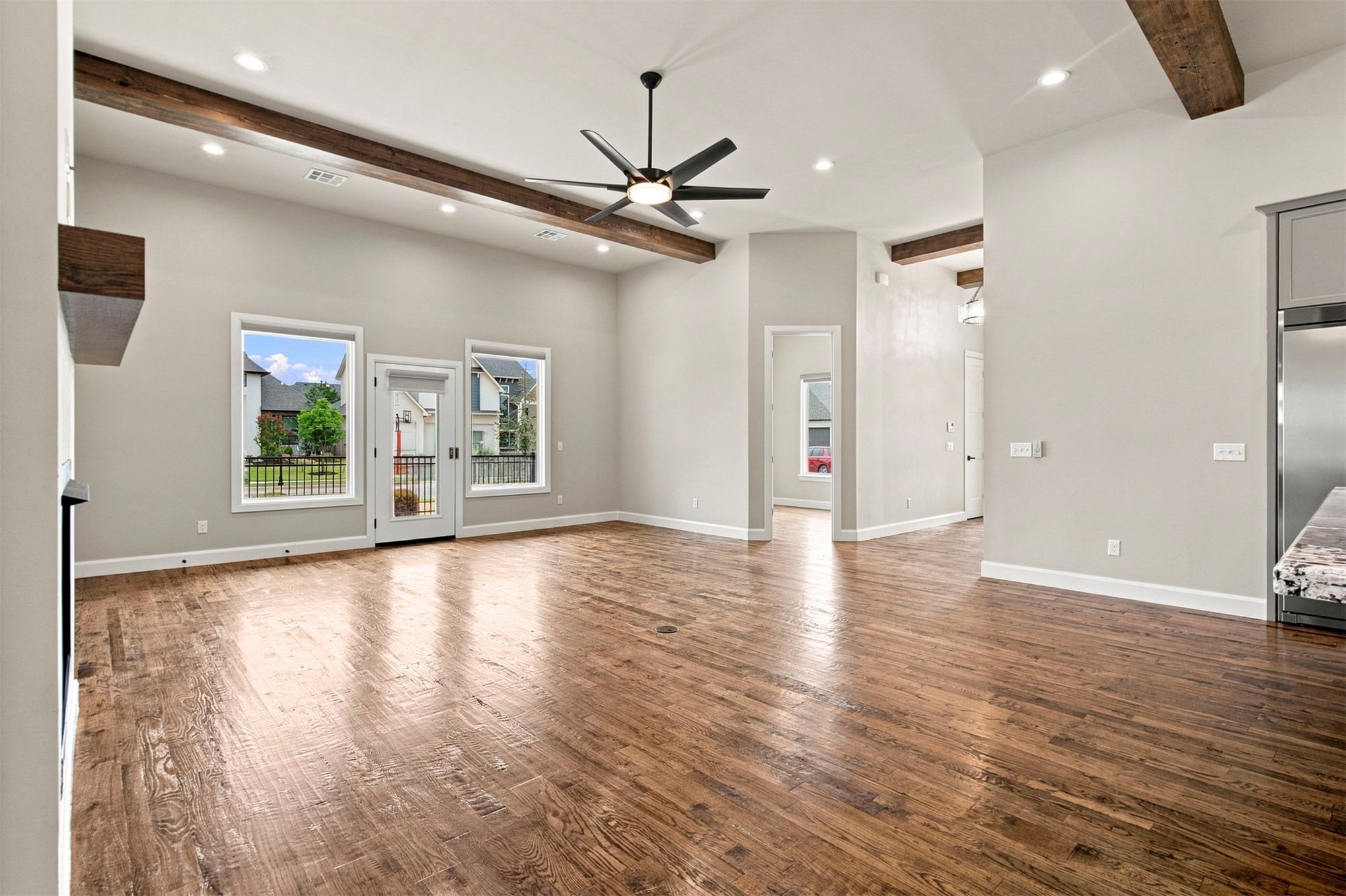 4520 S Retana Avenue Property Photo 10