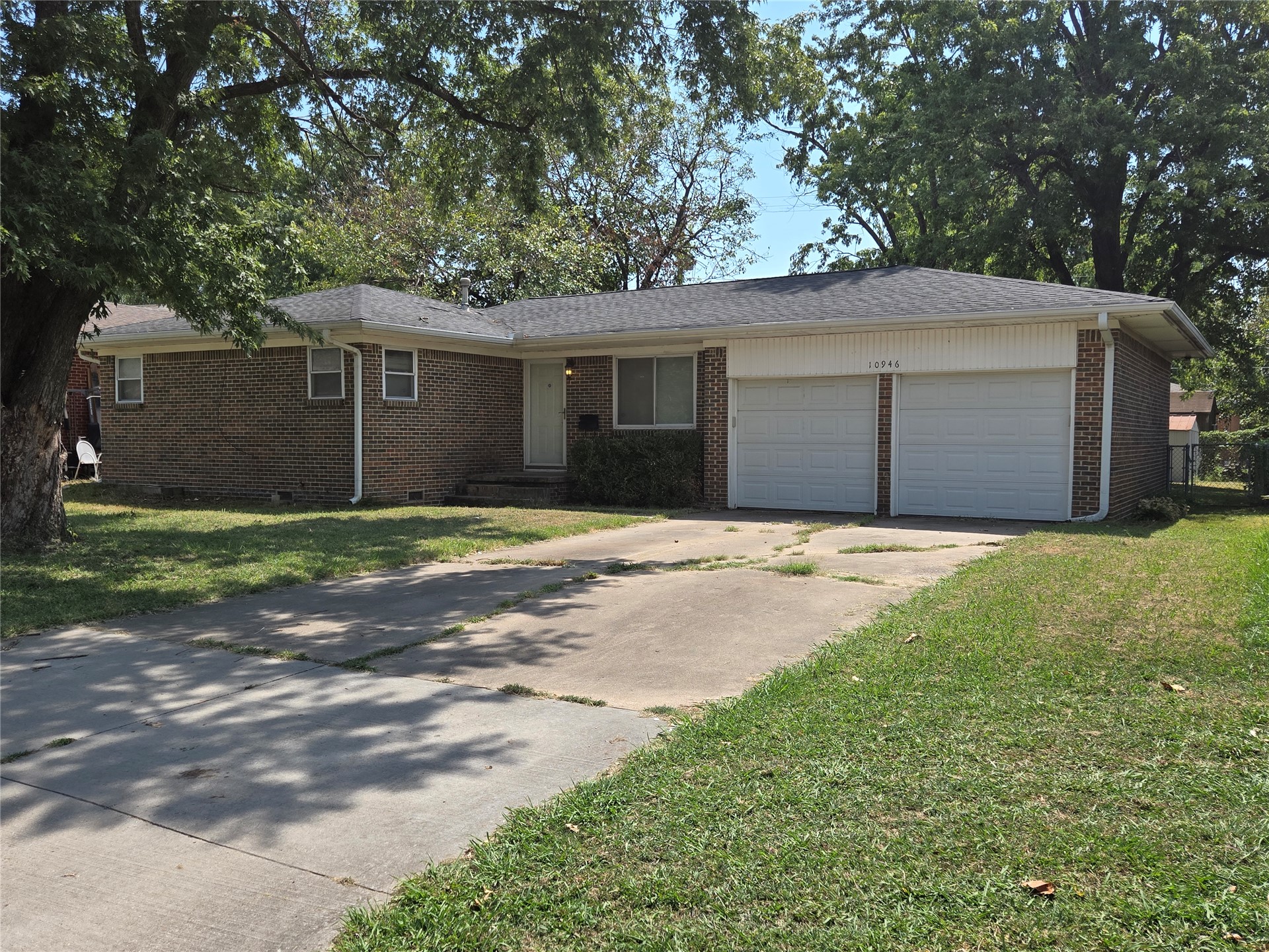 10946 E 4th Street Property Photo 1