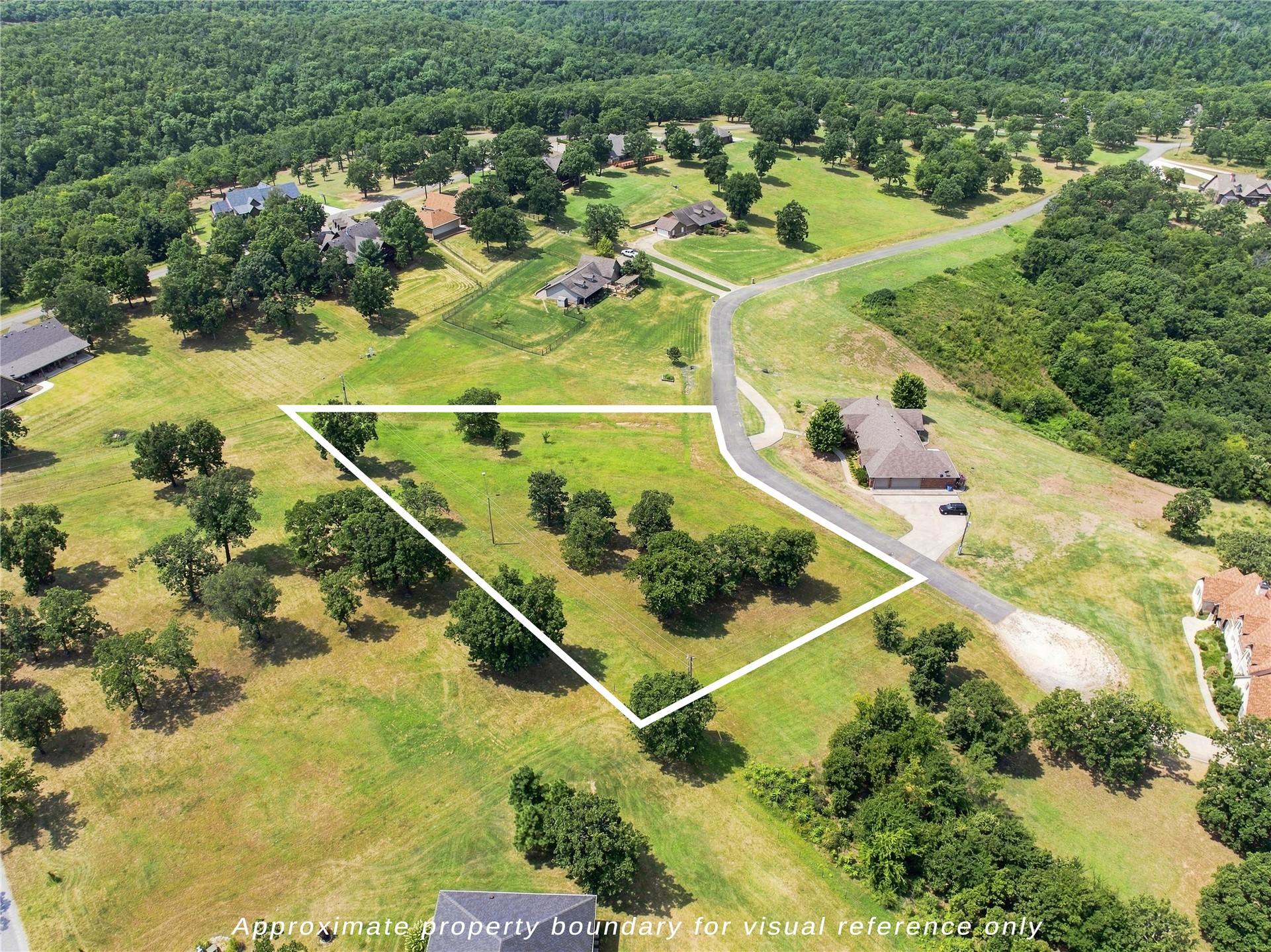 957 Road Property Photo 3