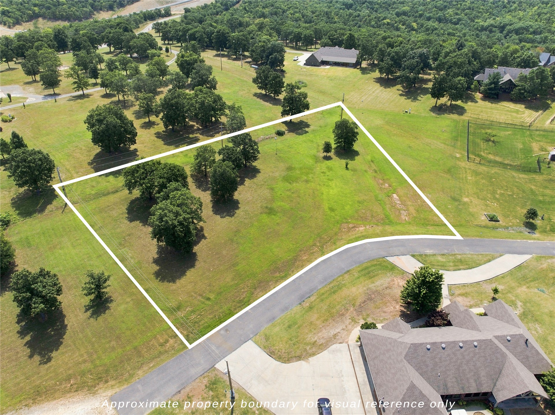 957 Road Property Photo 7