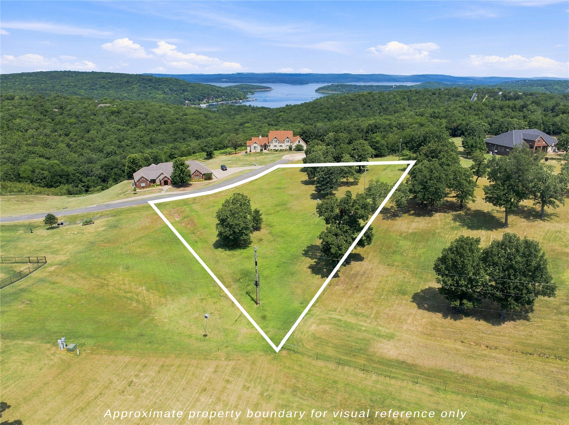957 Road Property Photo 9