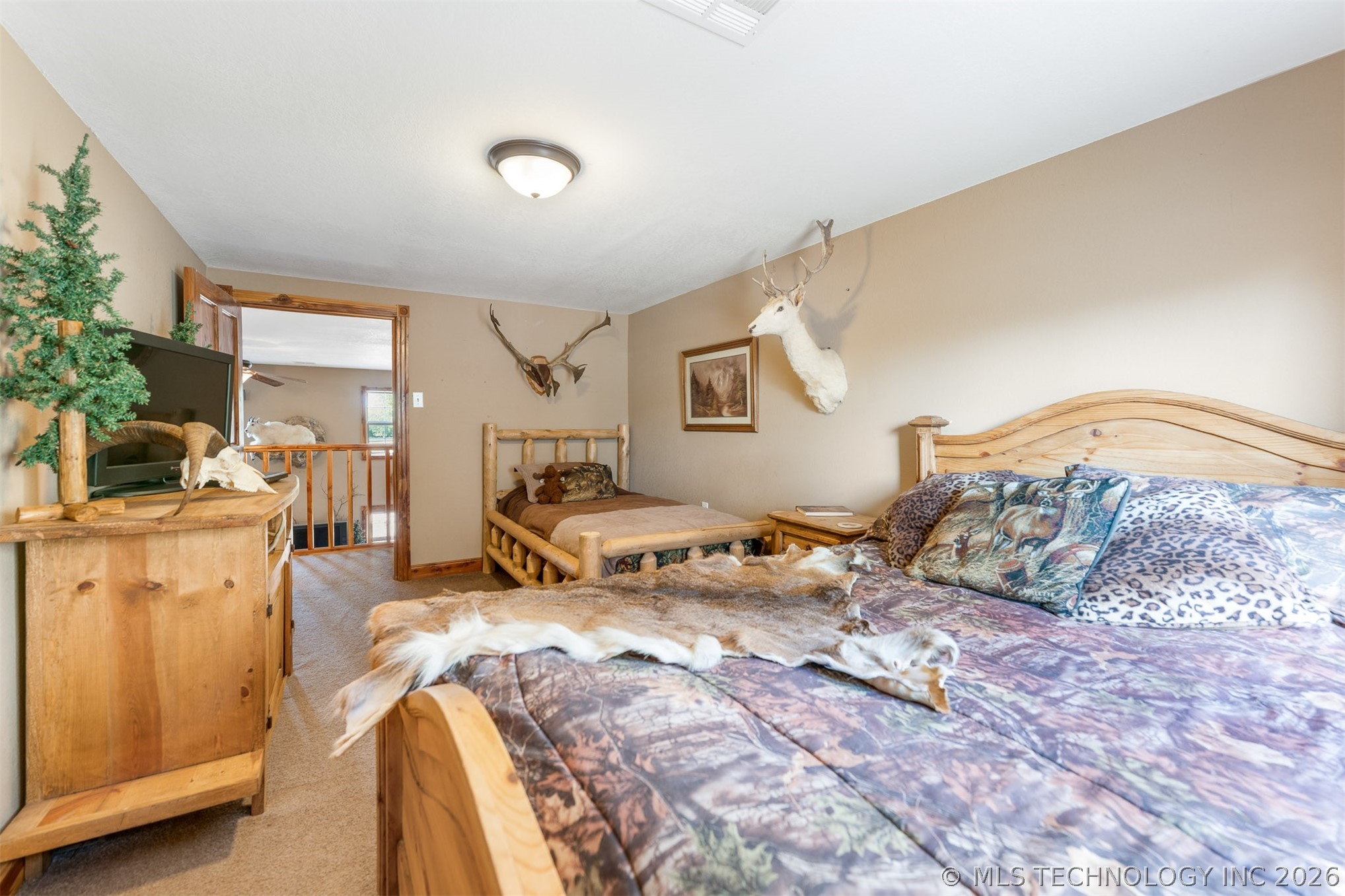 106082 N 3810 Street Property Photo 29