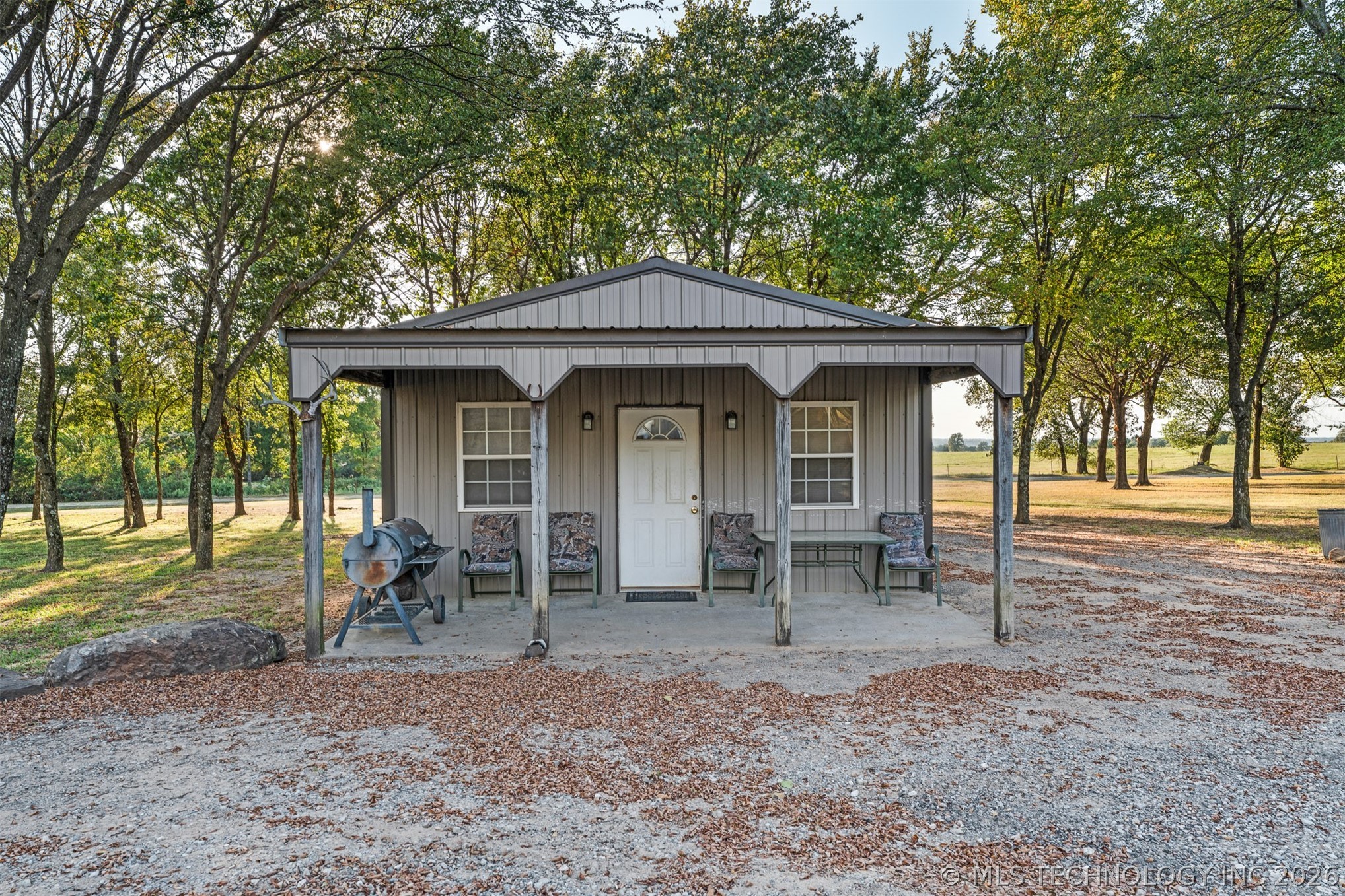 106082 N 3810 Street Property Photo 36