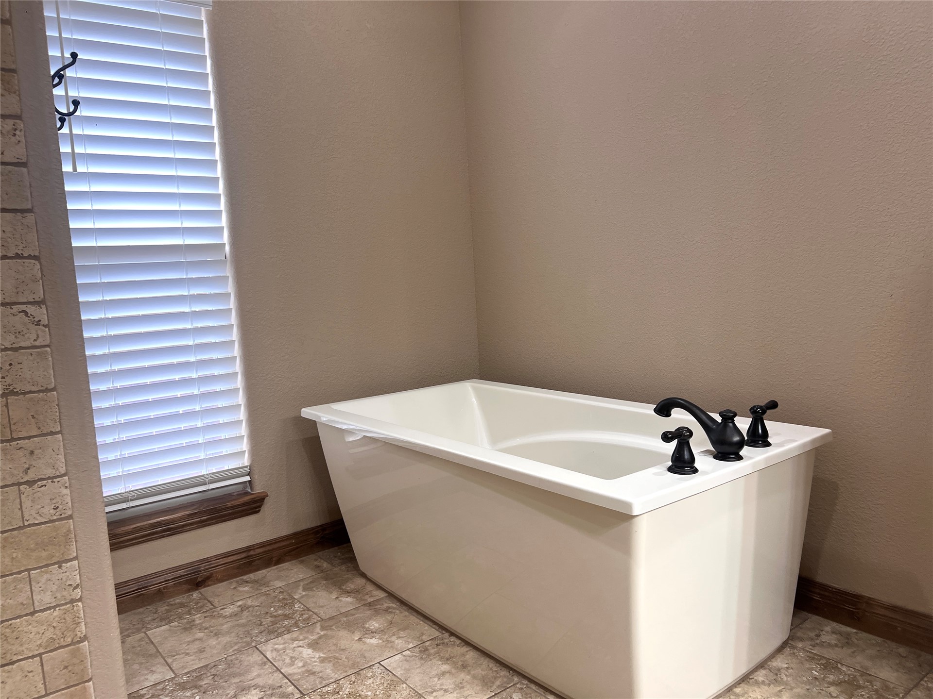 804 Great Oaks Drive Property Photo 18