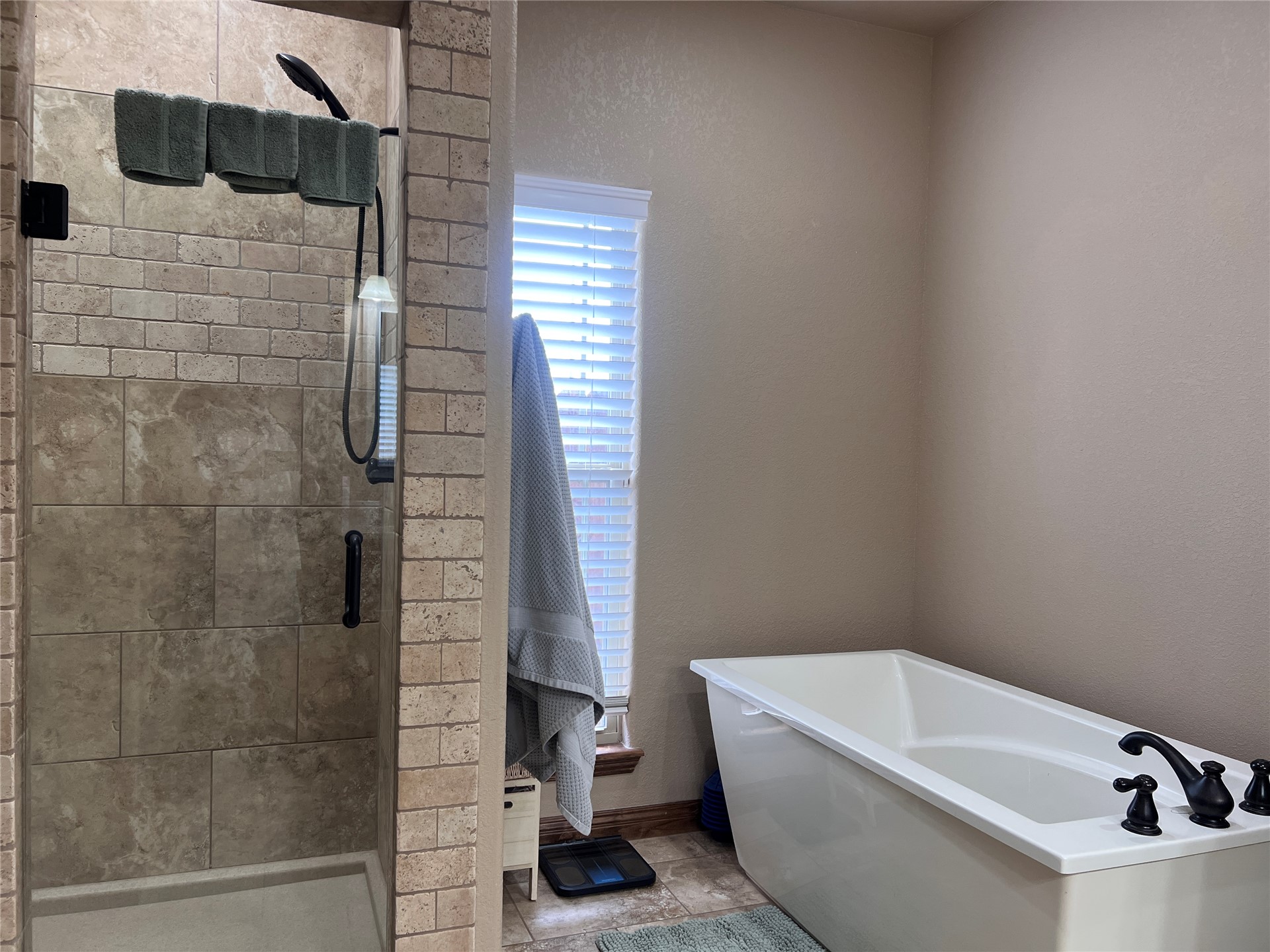 804 Great Oaks Drive Property Photo 22