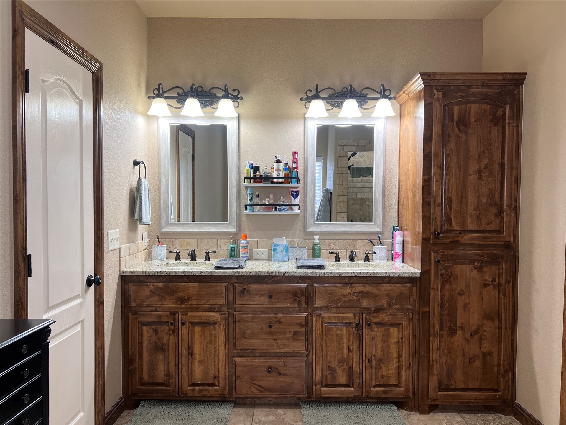 804 Great Oaks Drive Property Photo 25