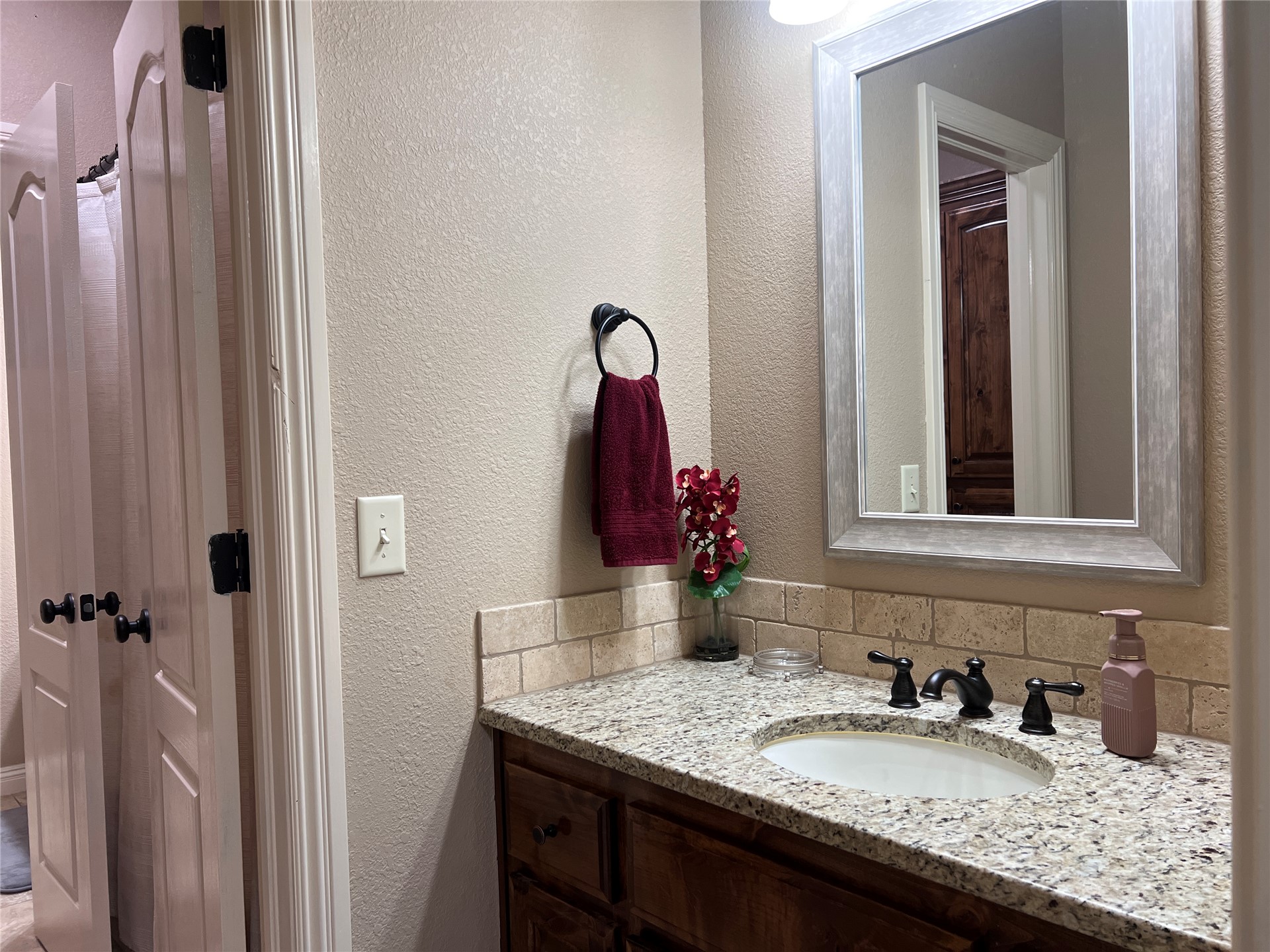 804 Great Oaks Drive Property Photo 35