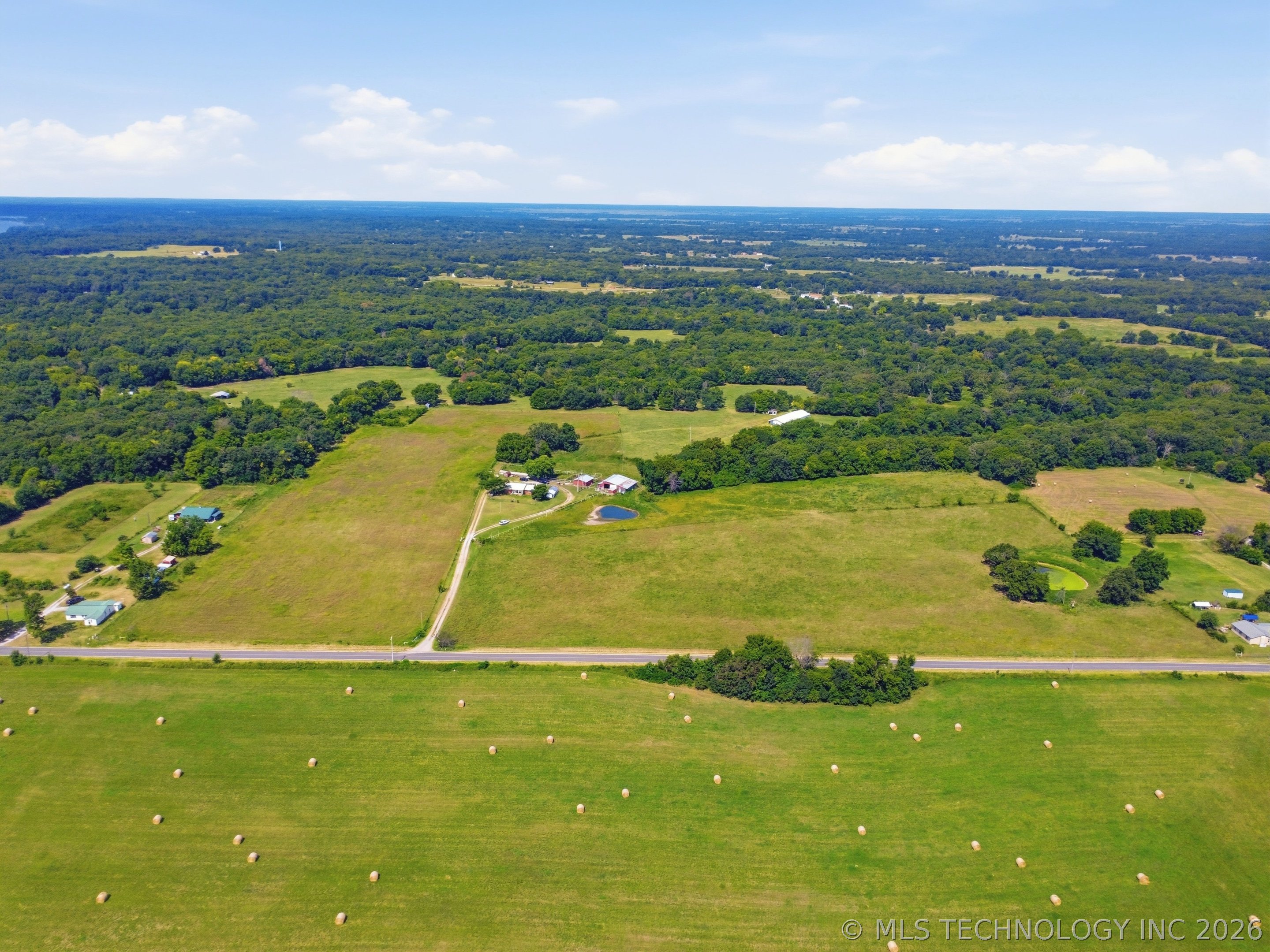 7703 N 447 Road Property Photo 3