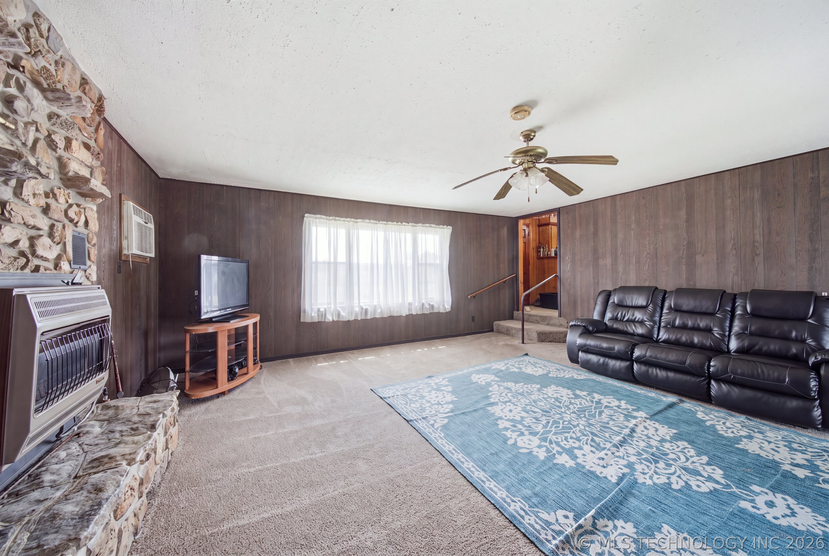 7703 N 447 Road Property Photo 6