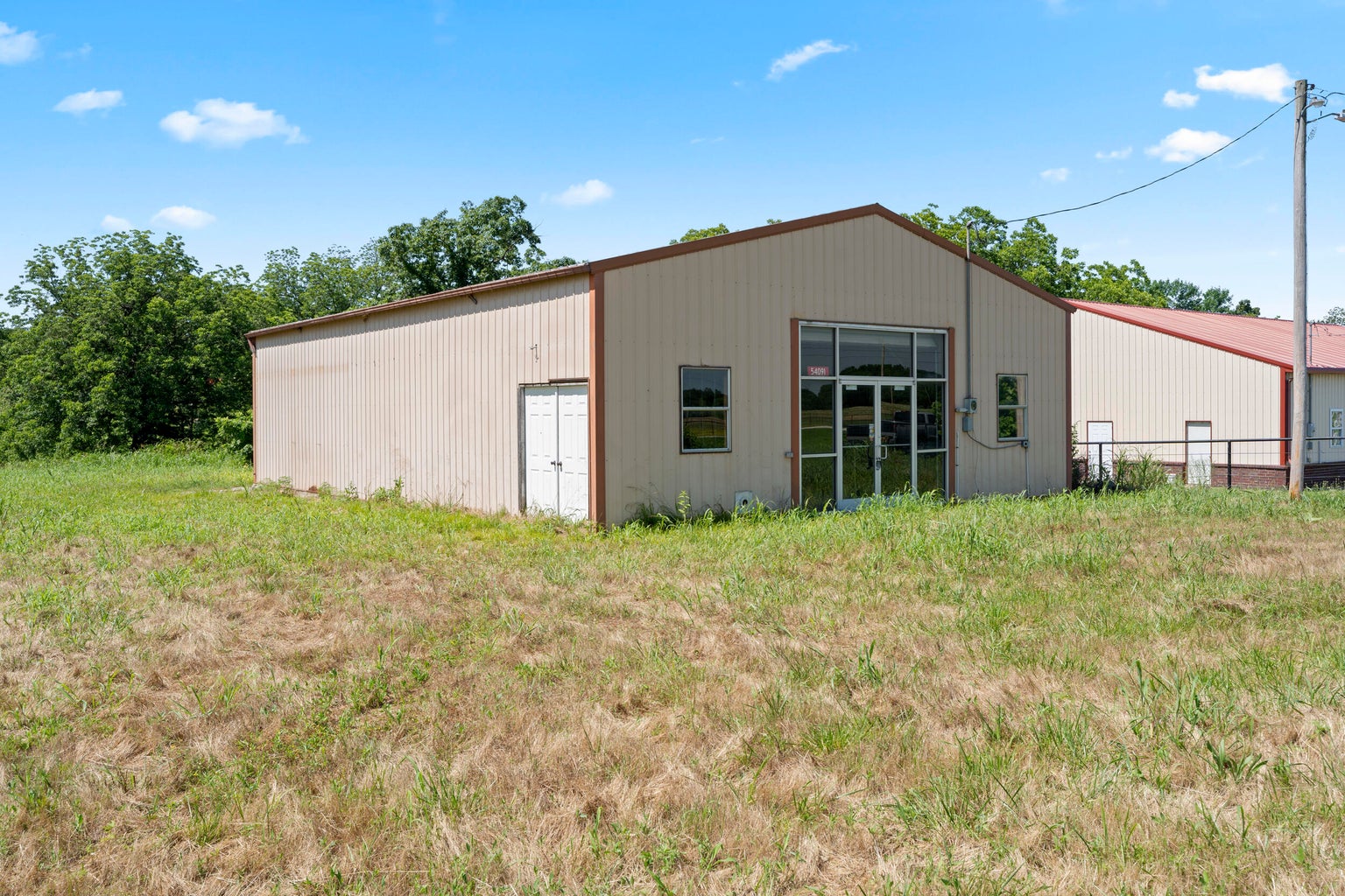 54091 E Hwy 59 Property Photo 1