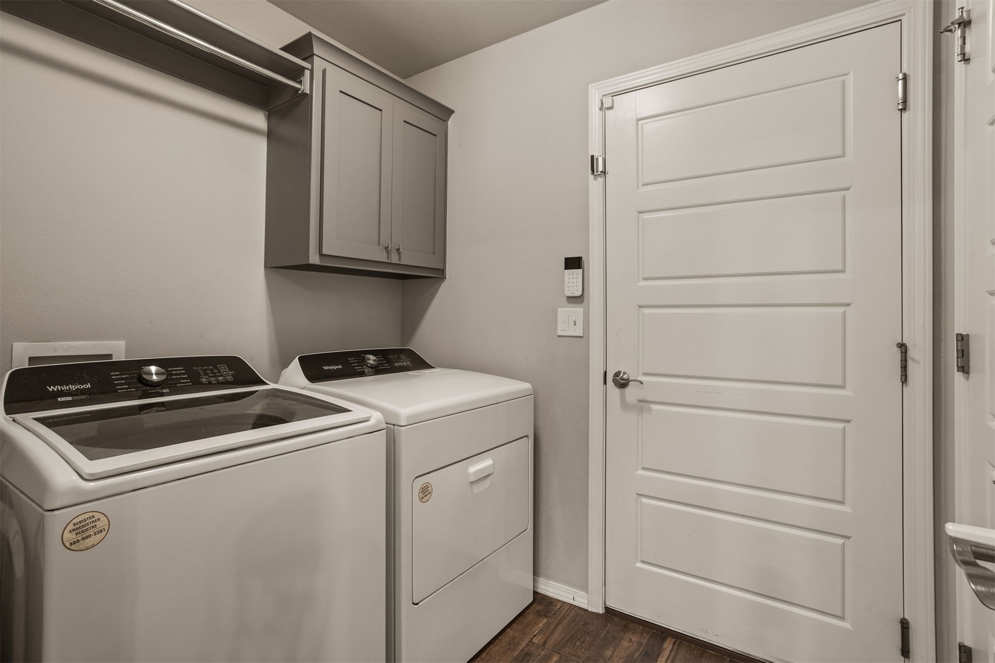 1901 E Winston Street Property Photo 17