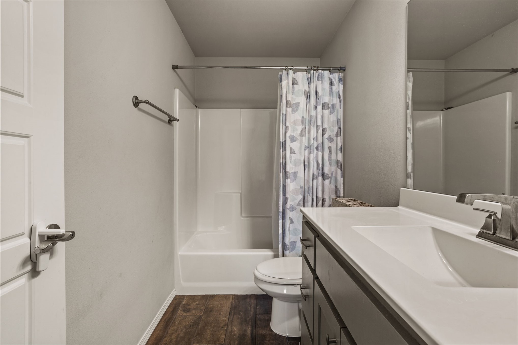 1901 E Winston Street Property Photo 20