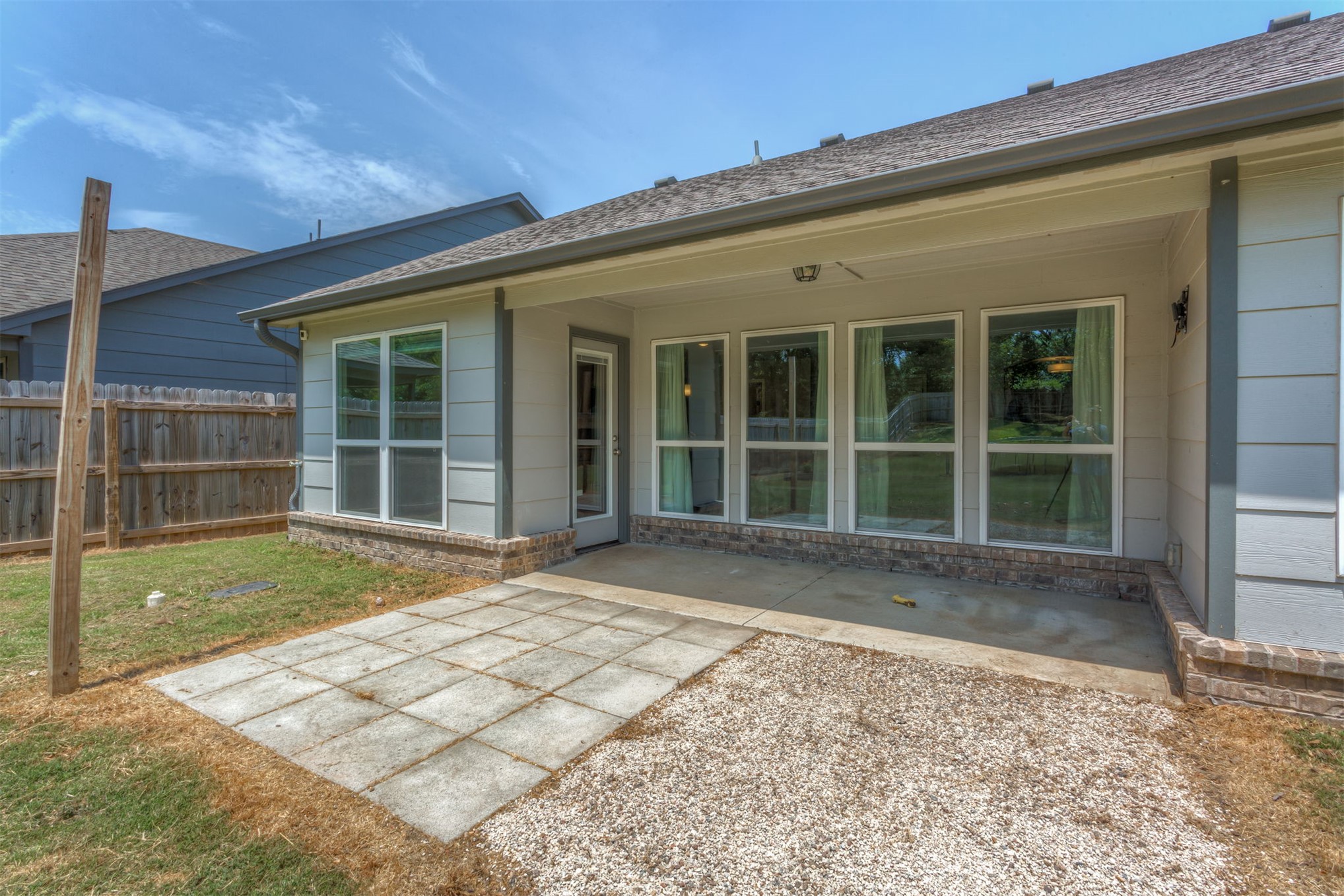 1901 E Winston Street Property Photo 31
