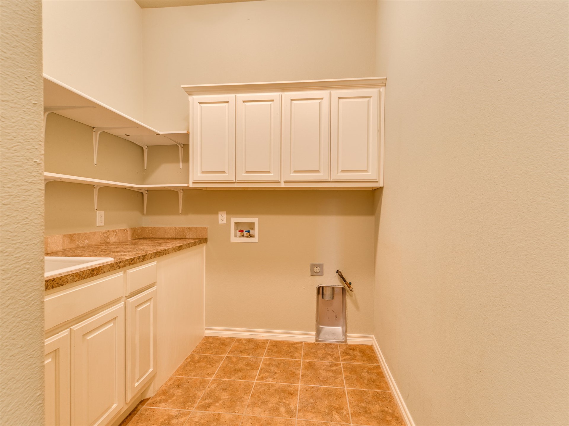 12010 S Pittsburg Avenue Property Photo 30