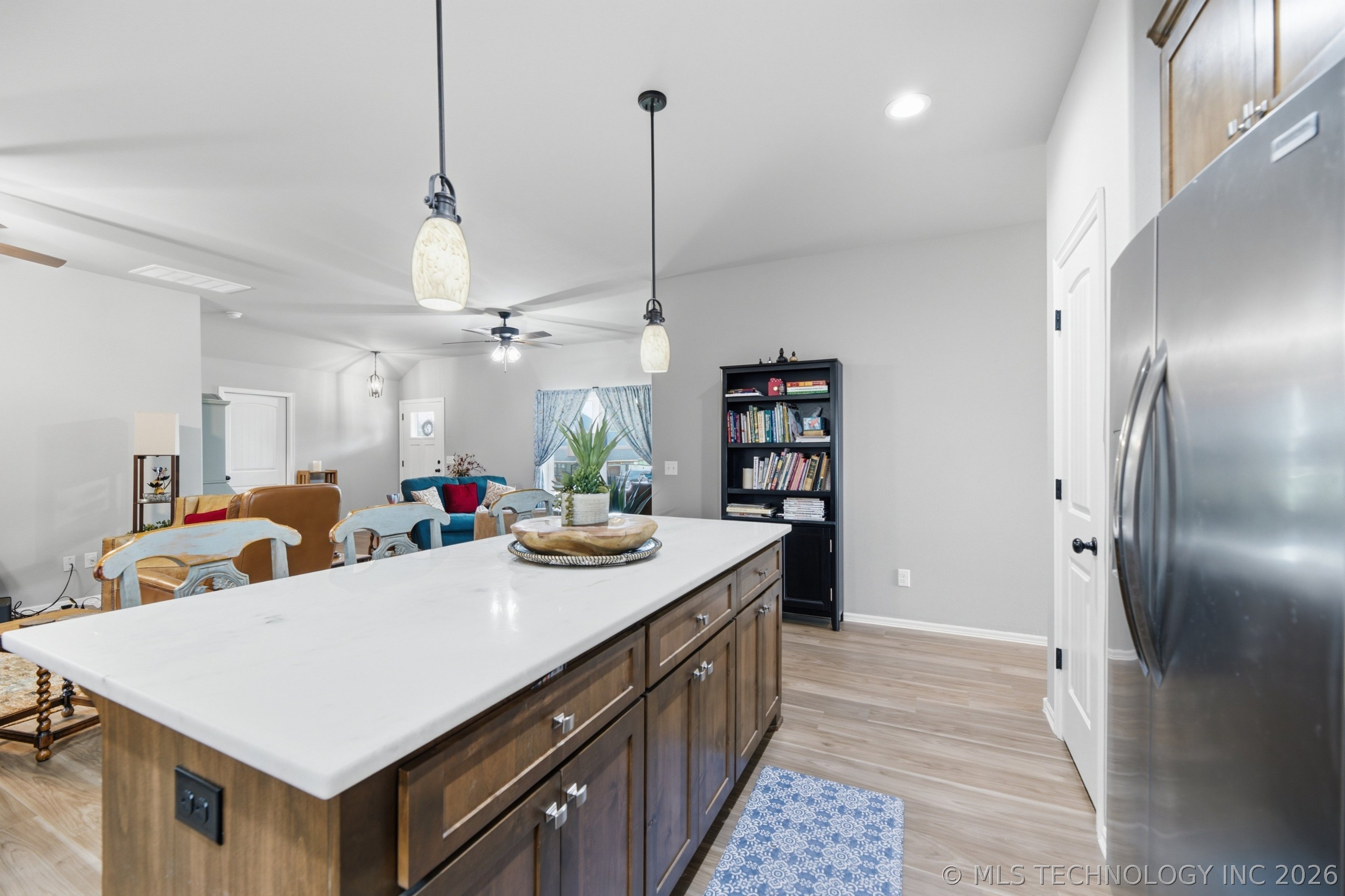 3 S Mayfield Street Property Photo 11