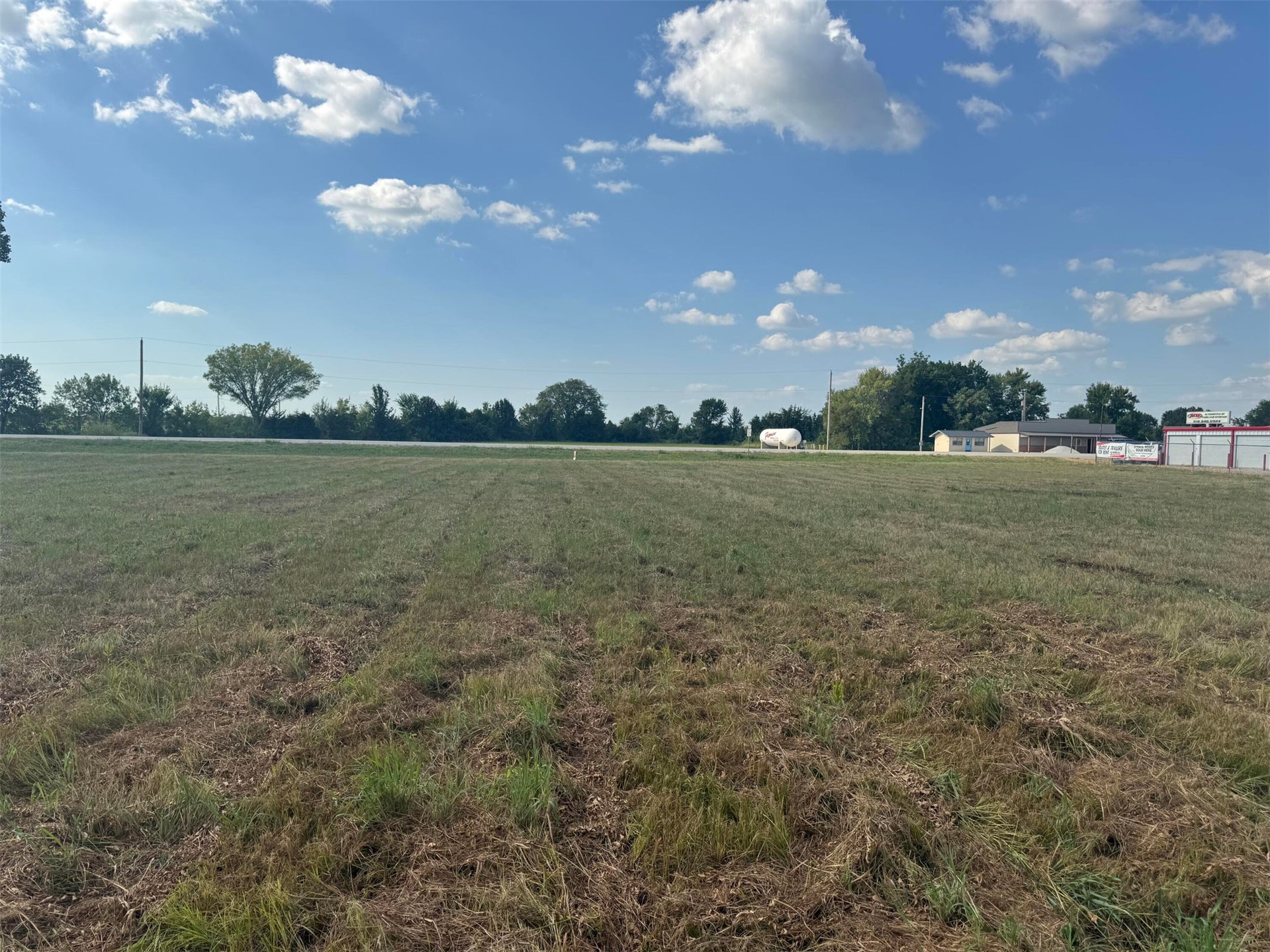 W Hwy 60 Property Photo 2