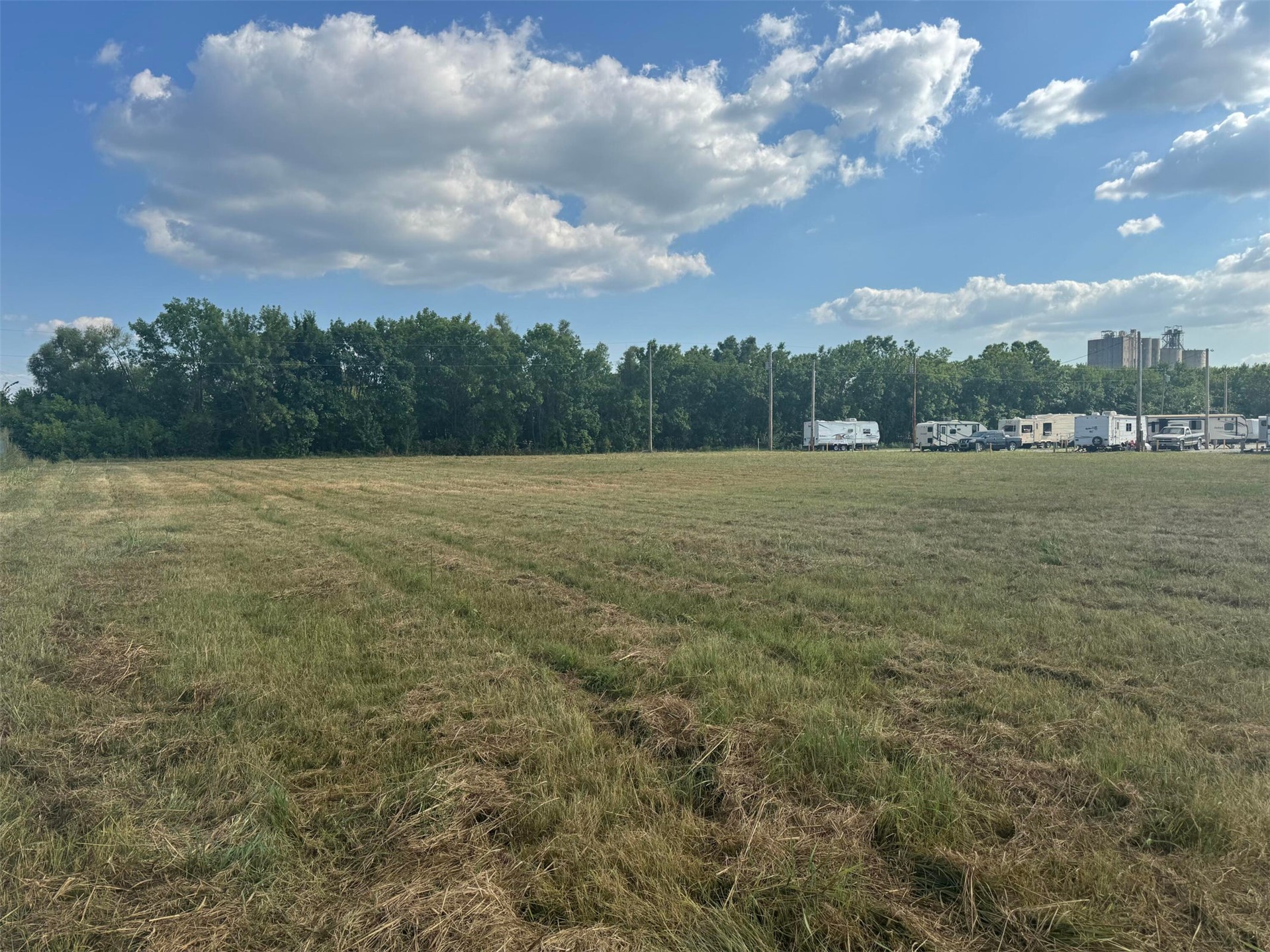 W Hwy 60 Property Photo 3