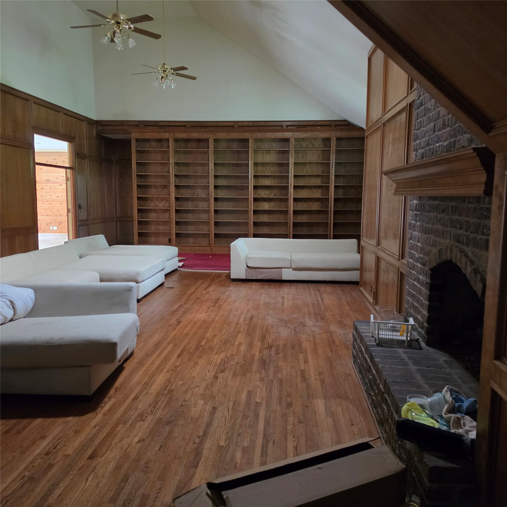 1403 N Maple Avenue Property Photo 6