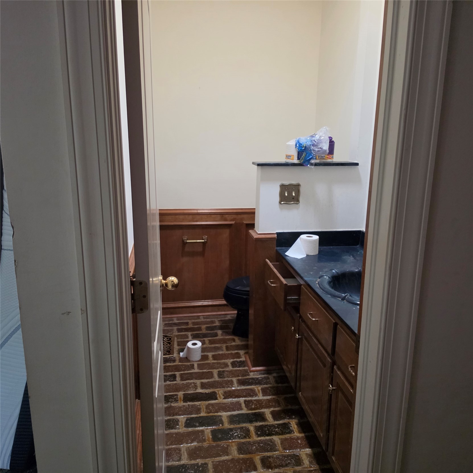 1403 N Maple Avenue Property Photo 13