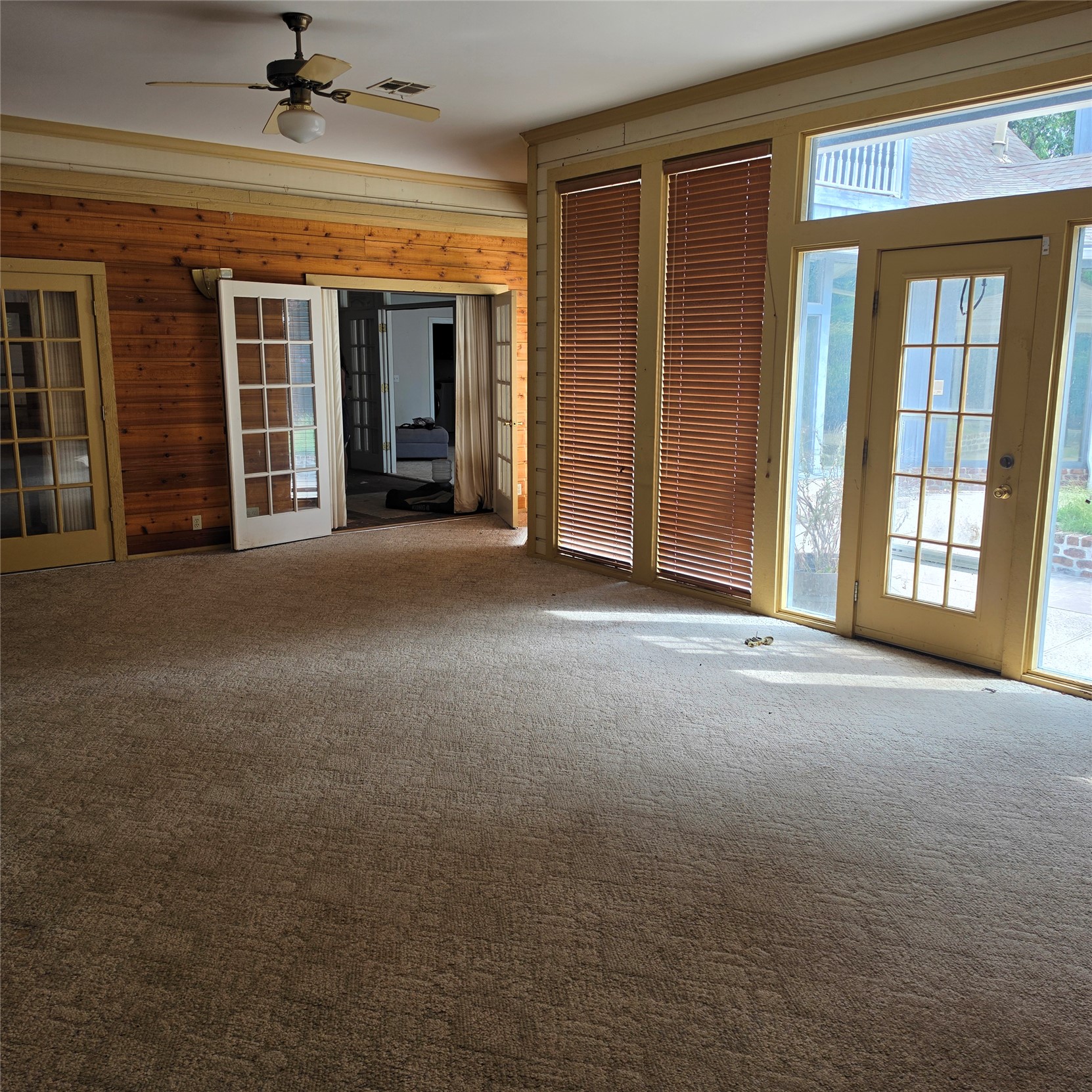 1403 N Maple Avenue Property Photo 38