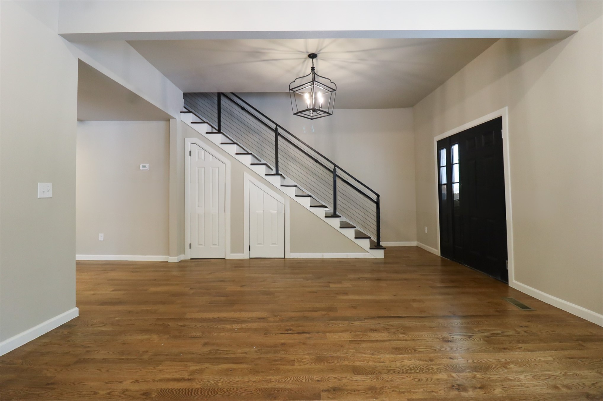 1516 W School Street Property Photo 15