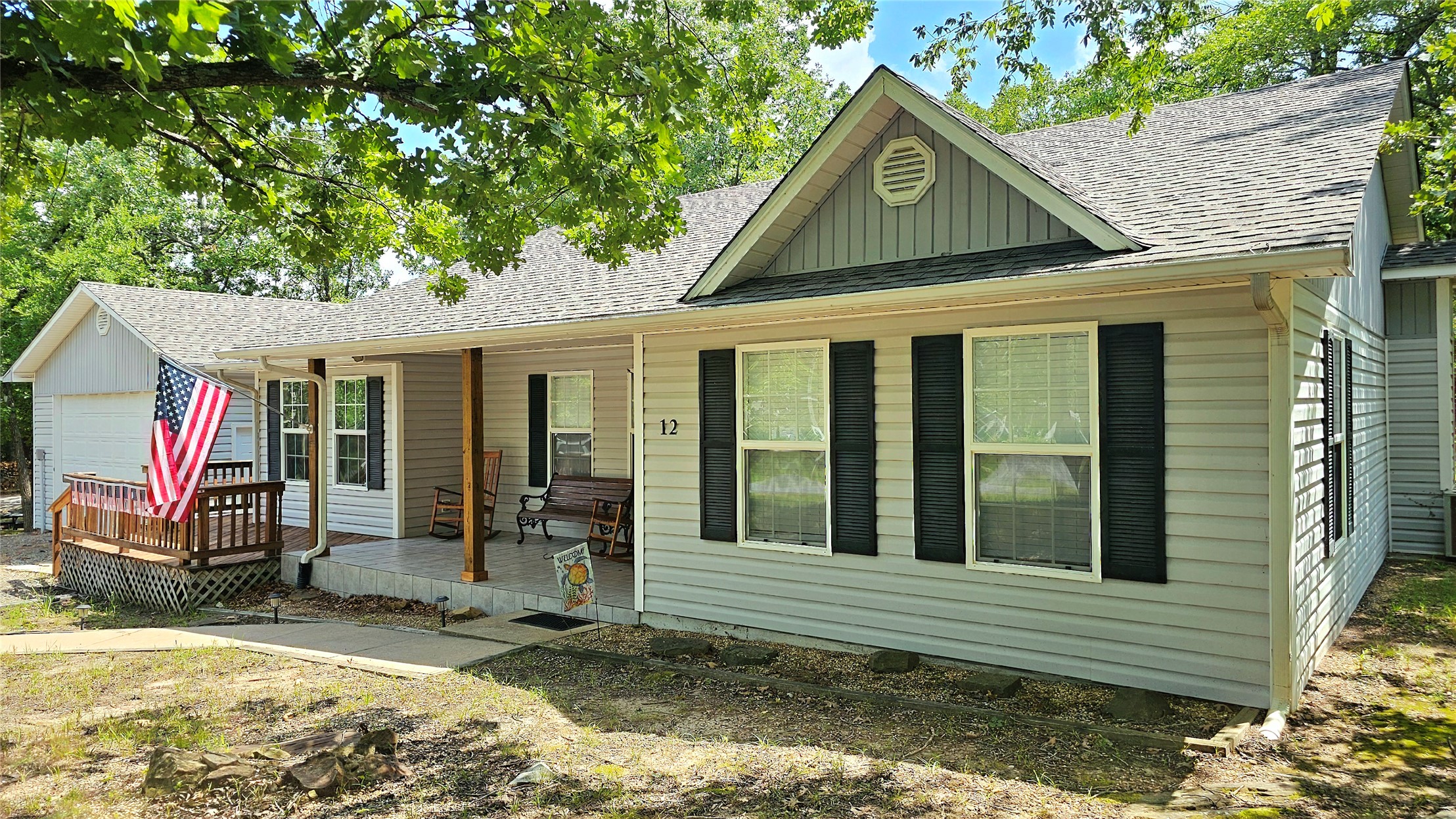 12 Granite Circle