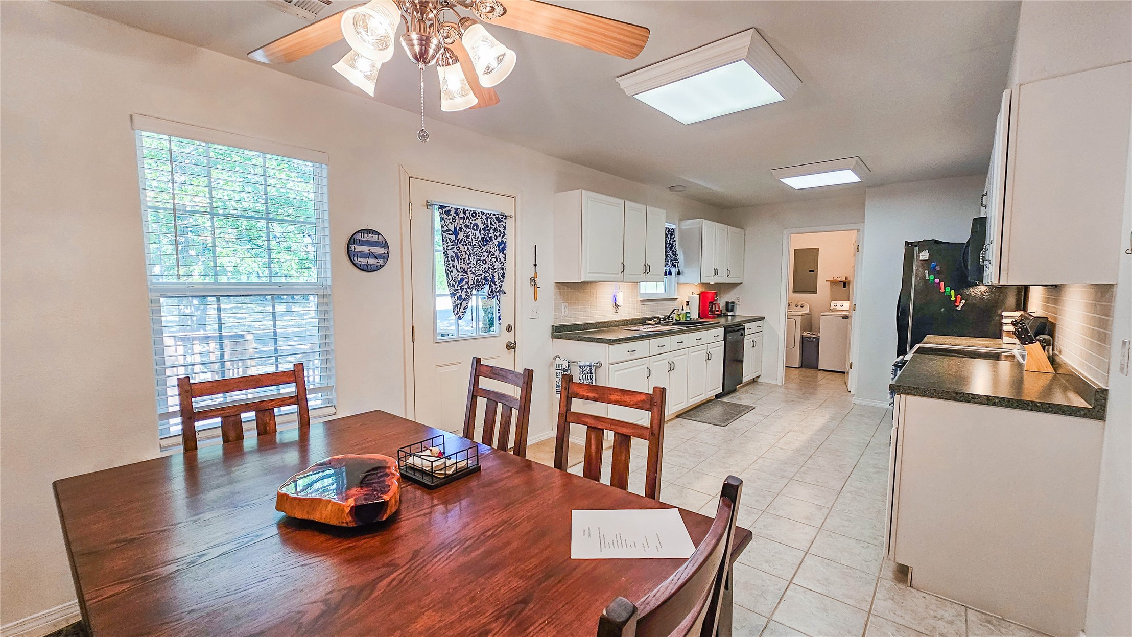 12 Granite Circle Property Photo 9