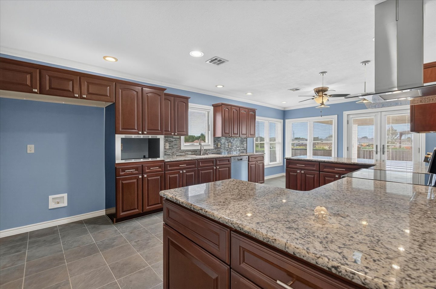 5604 Steeper Drive Property Photo 18