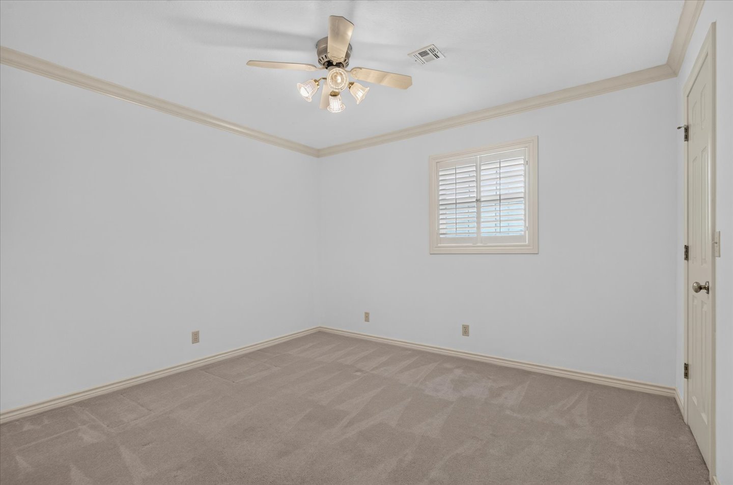 5604 Steeper Drive Property Photo 25