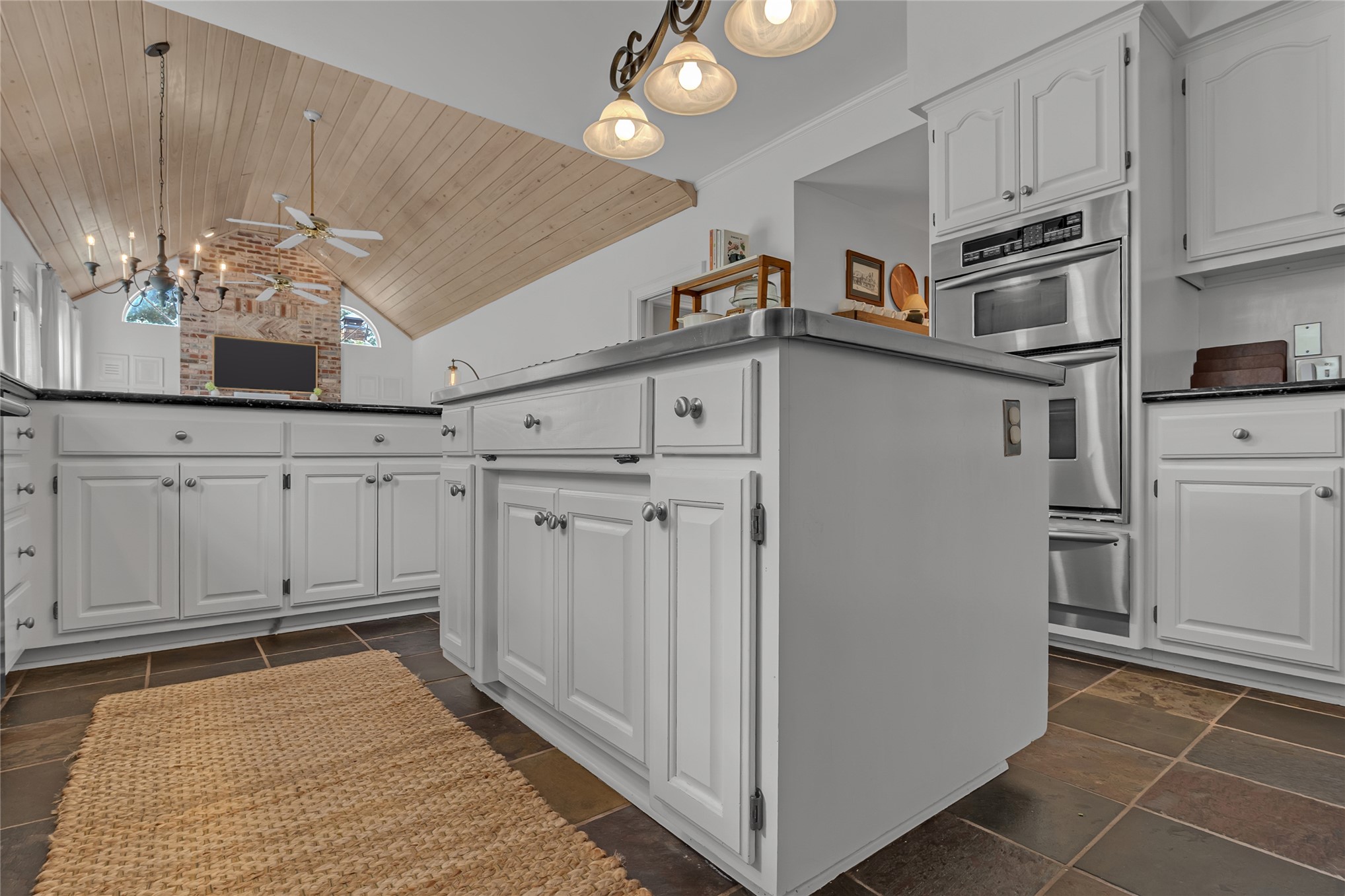 10209 S Kingston Avenue Property Photo 42