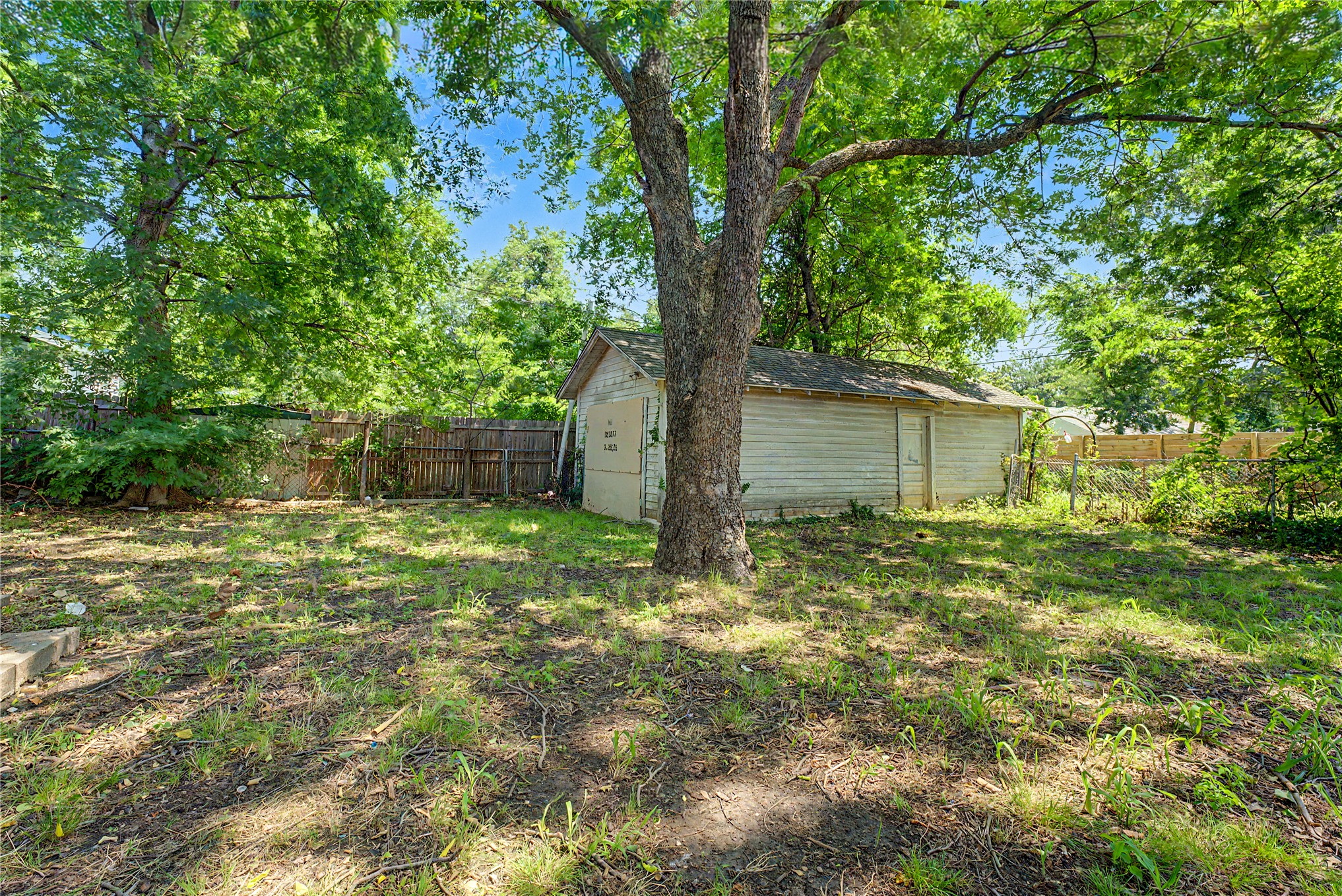5021 S 30th Avenue Property Photo 18