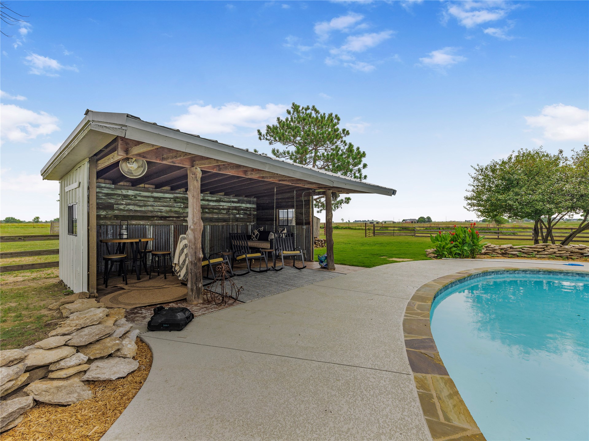 3947 E 340 Road Property Photo 45