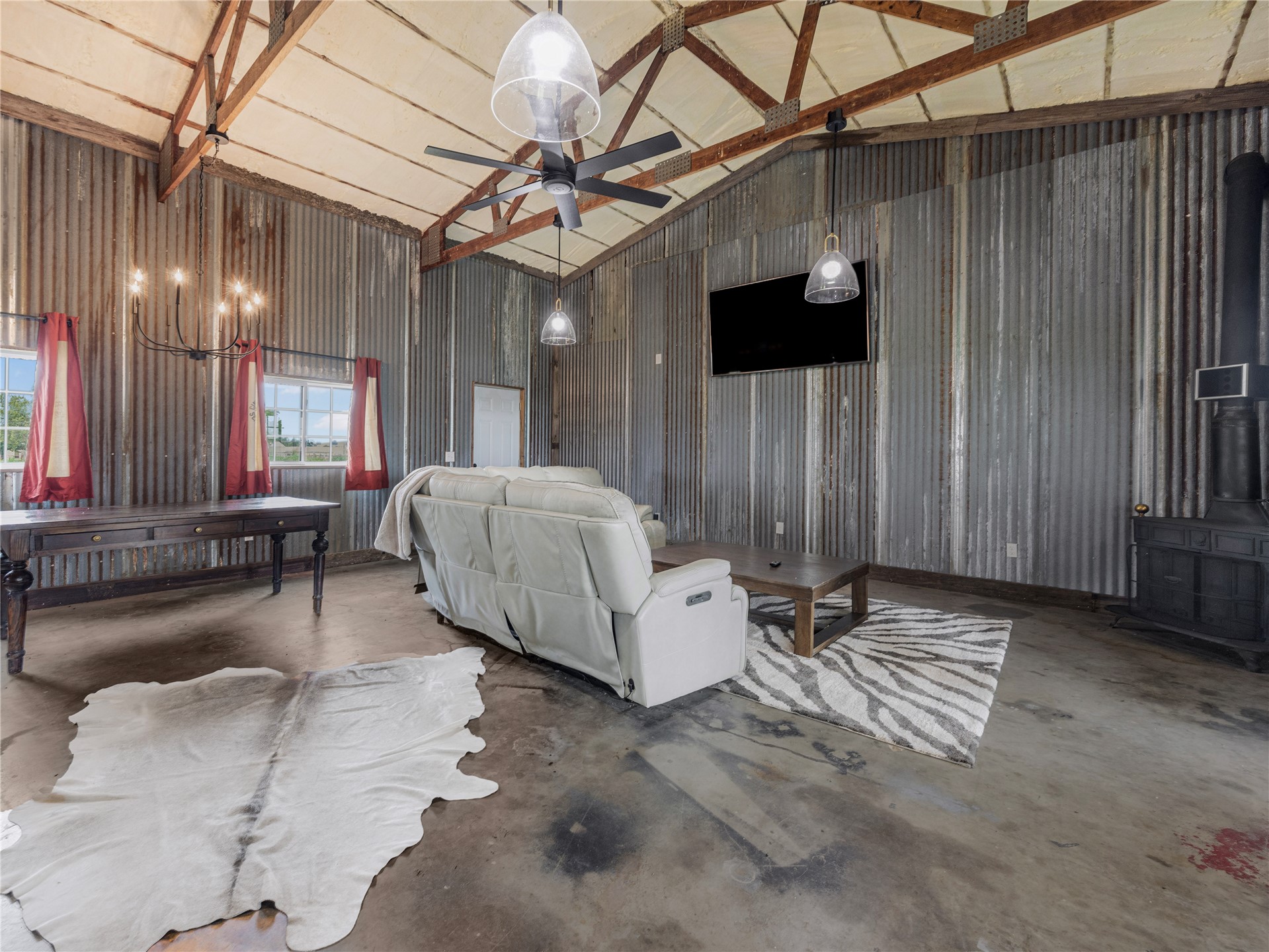 3947 E 340 Road Property Photo 53