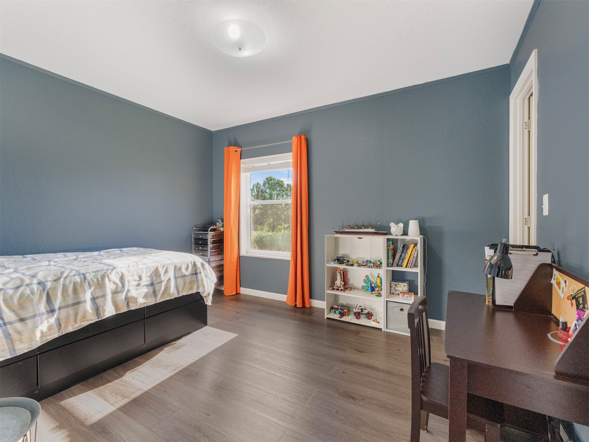 433732 E 265 Property Photo 22
