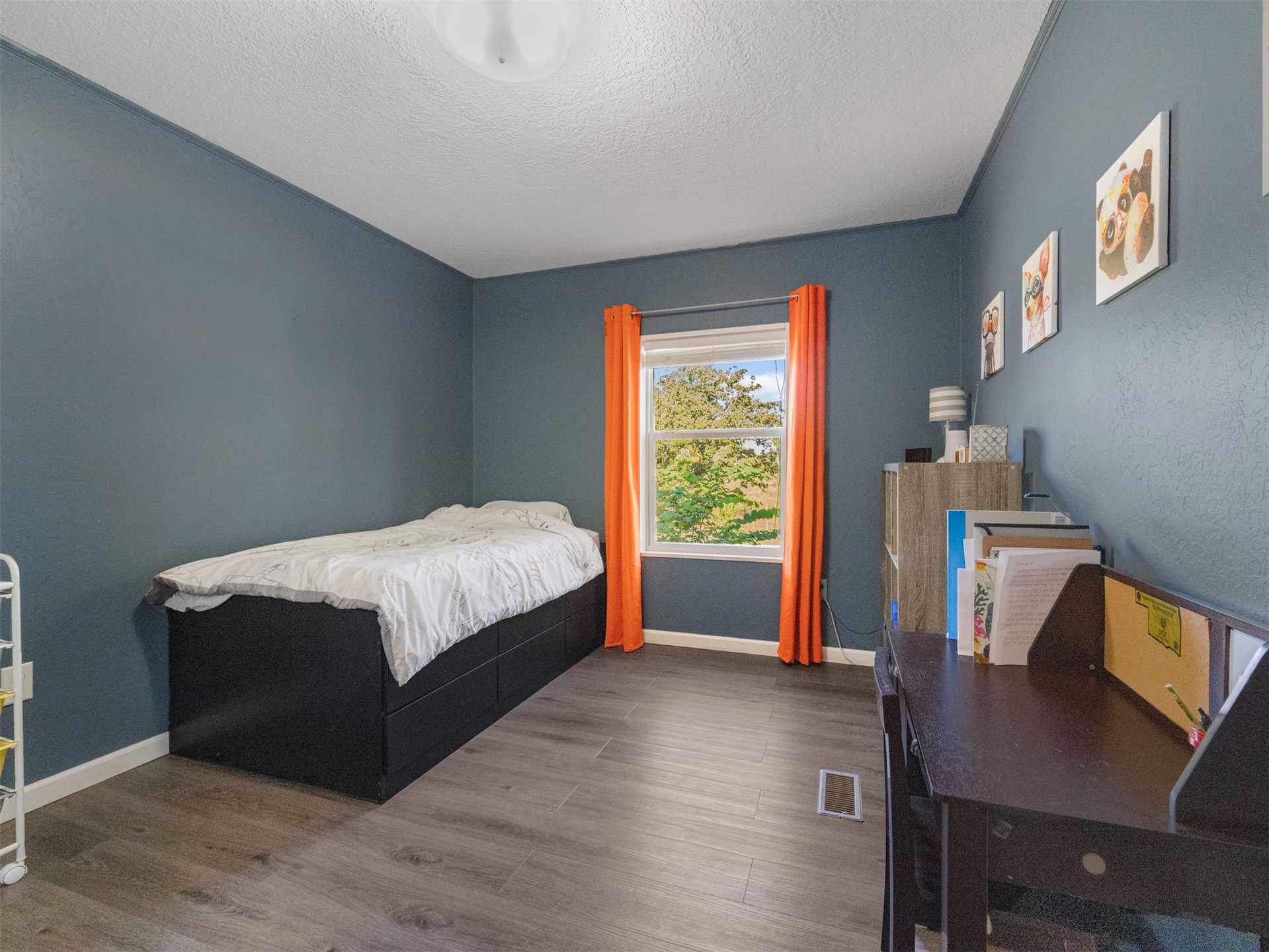 433732 E 265 Property Photo 26