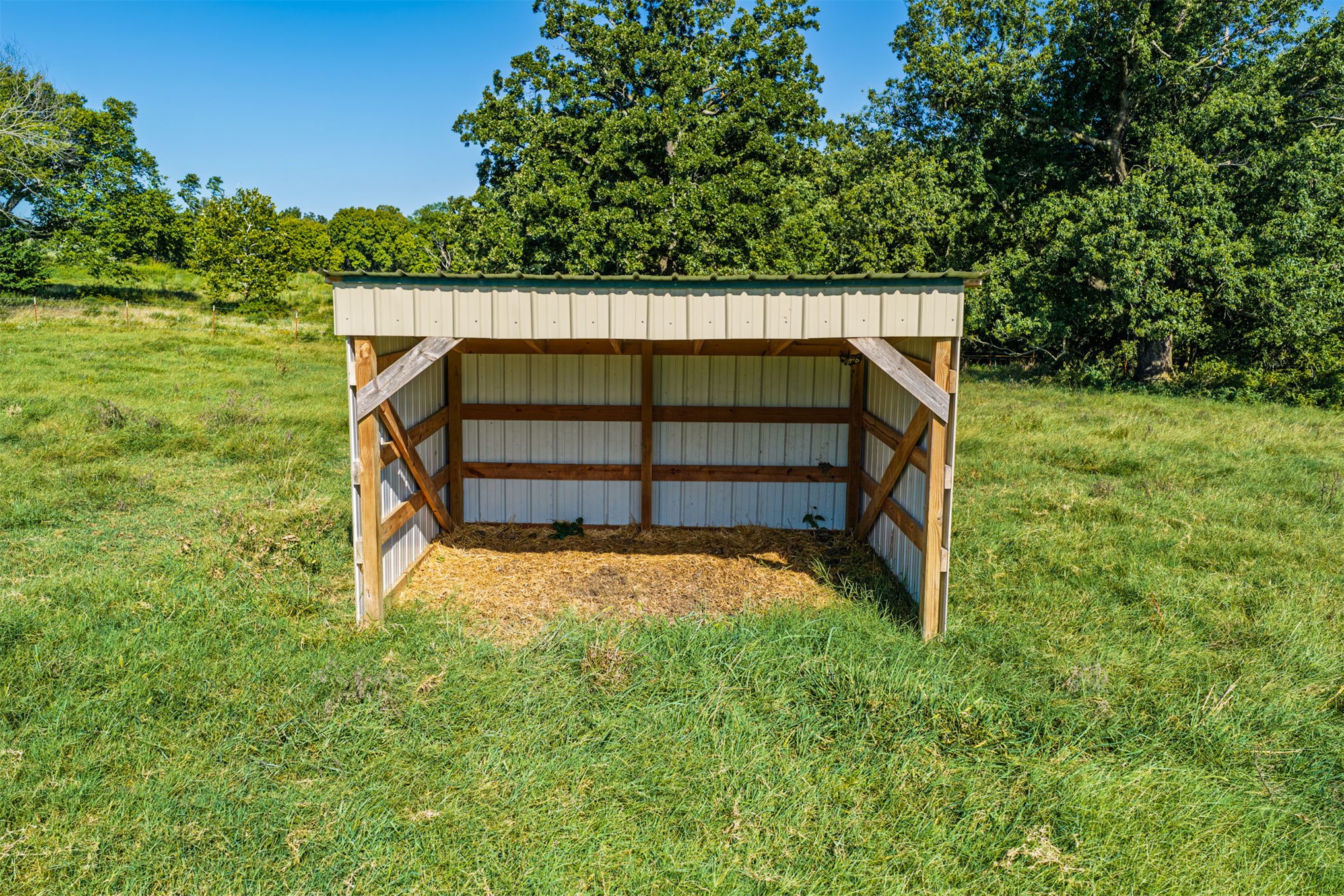 433732 E 265 Property Photo 46