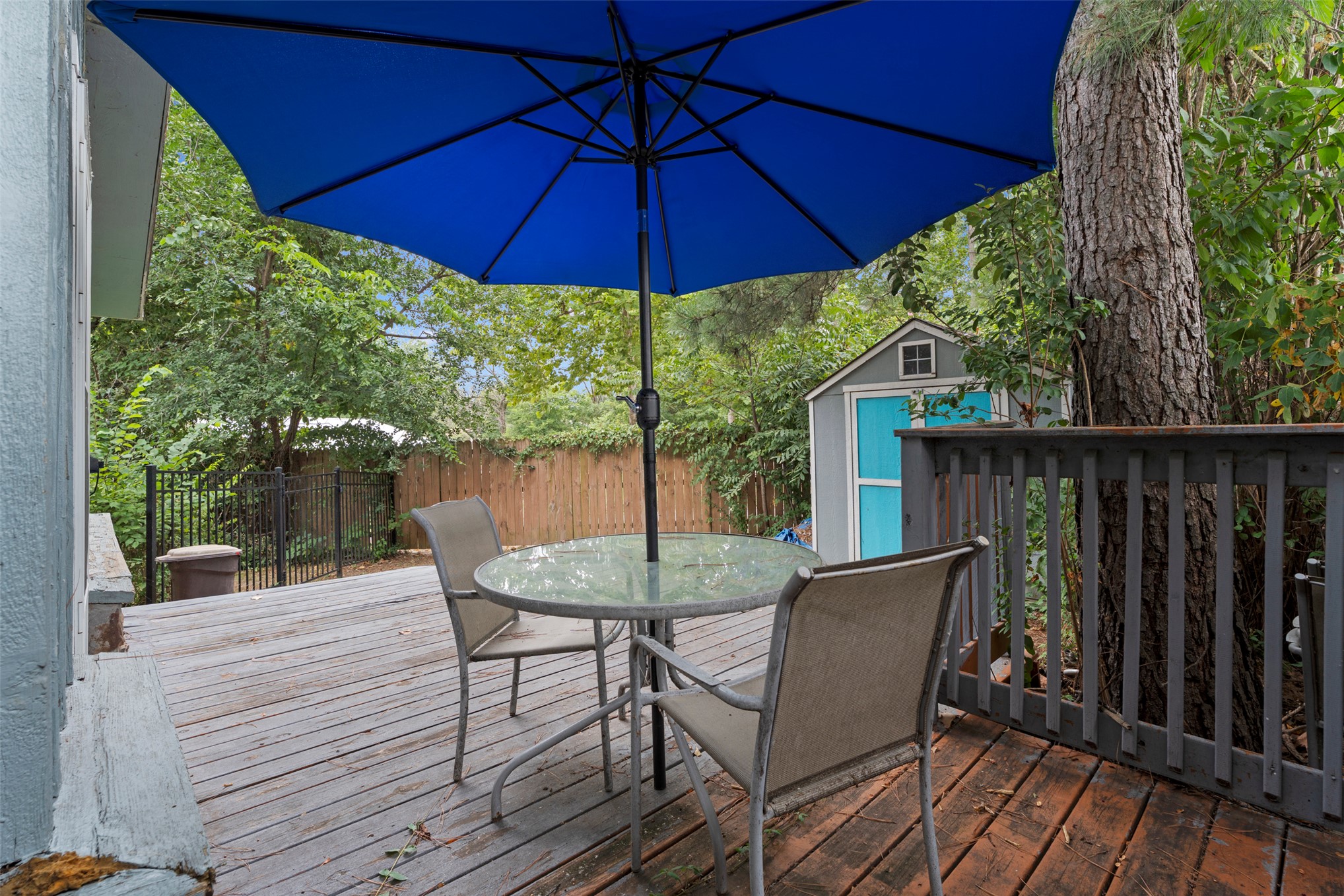 300 Huff Street Property Photo 6
