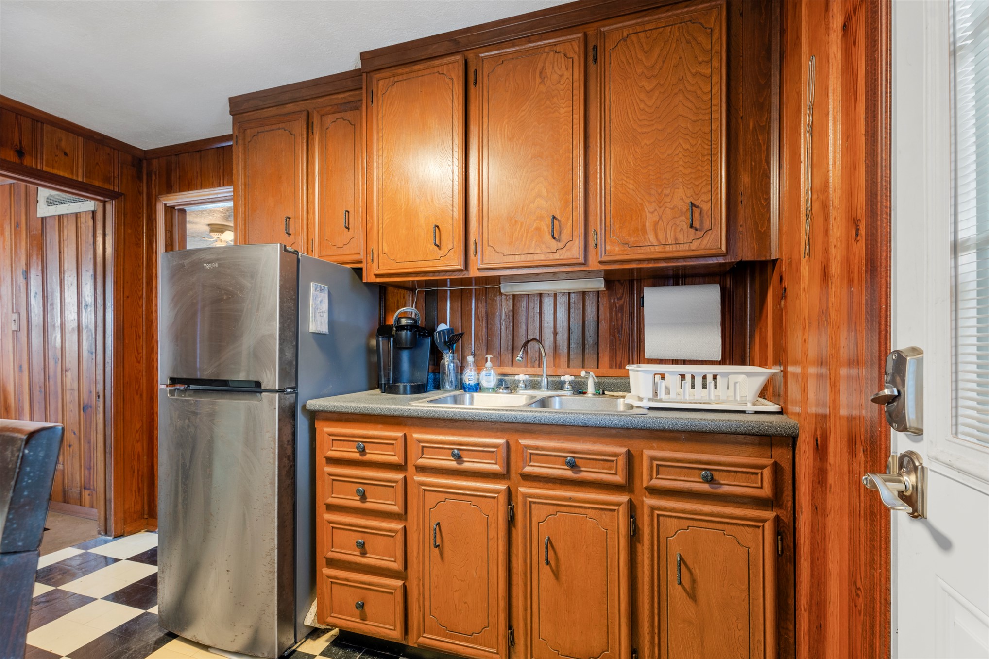 300 Huff Street Property Photo 10