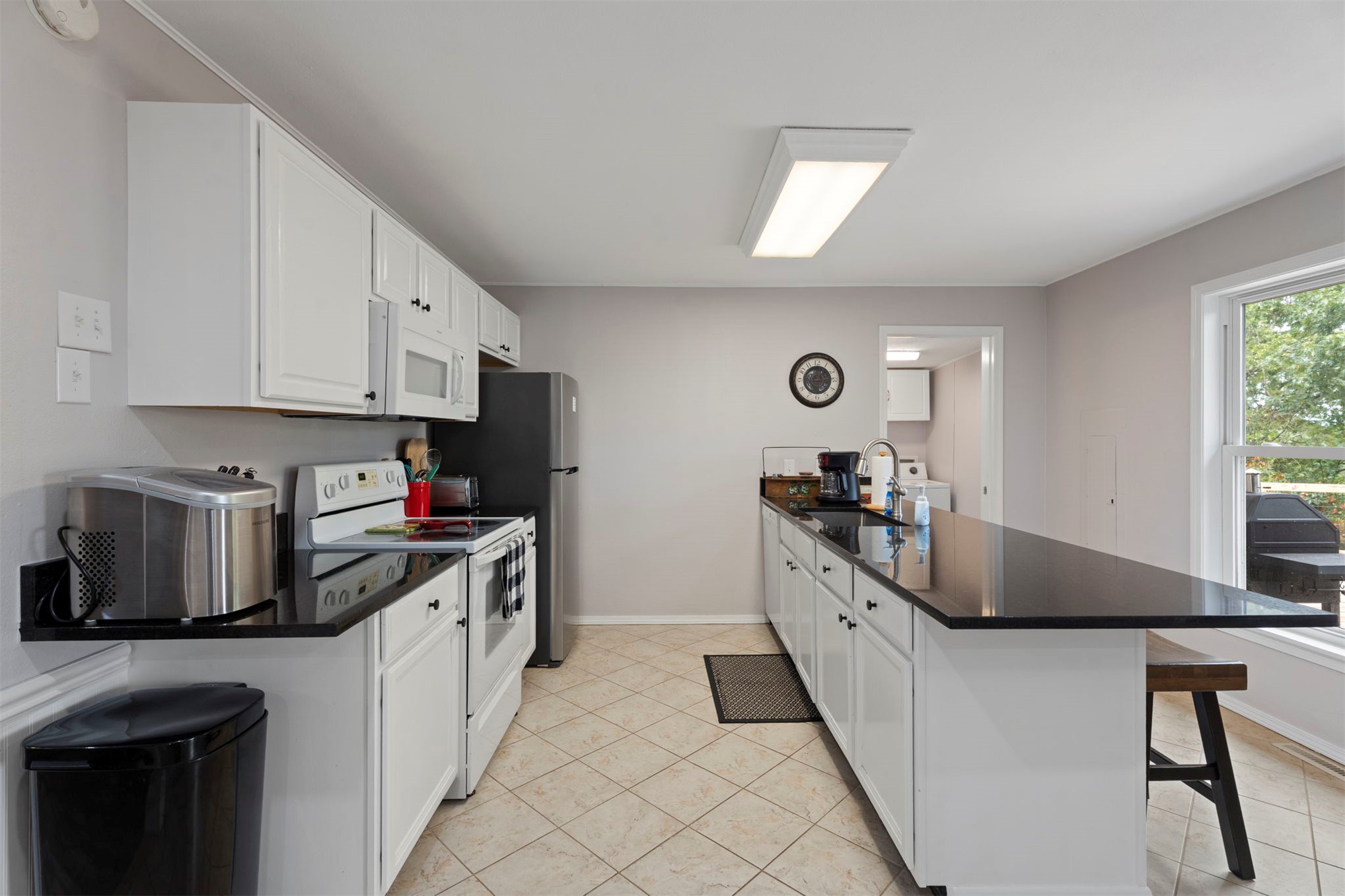 67150 E 260 Road Property Photo 11