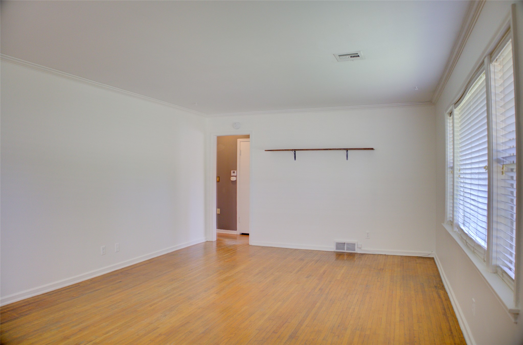 4221 E 25th Place E Property Photo 13