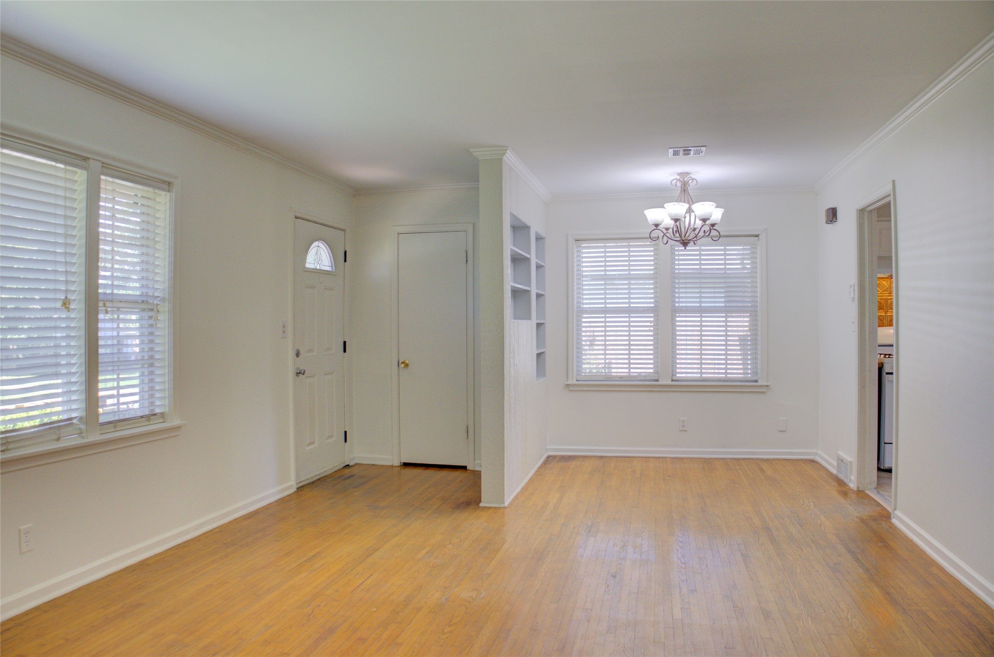 4221 E 25th Place E Property Photo 15